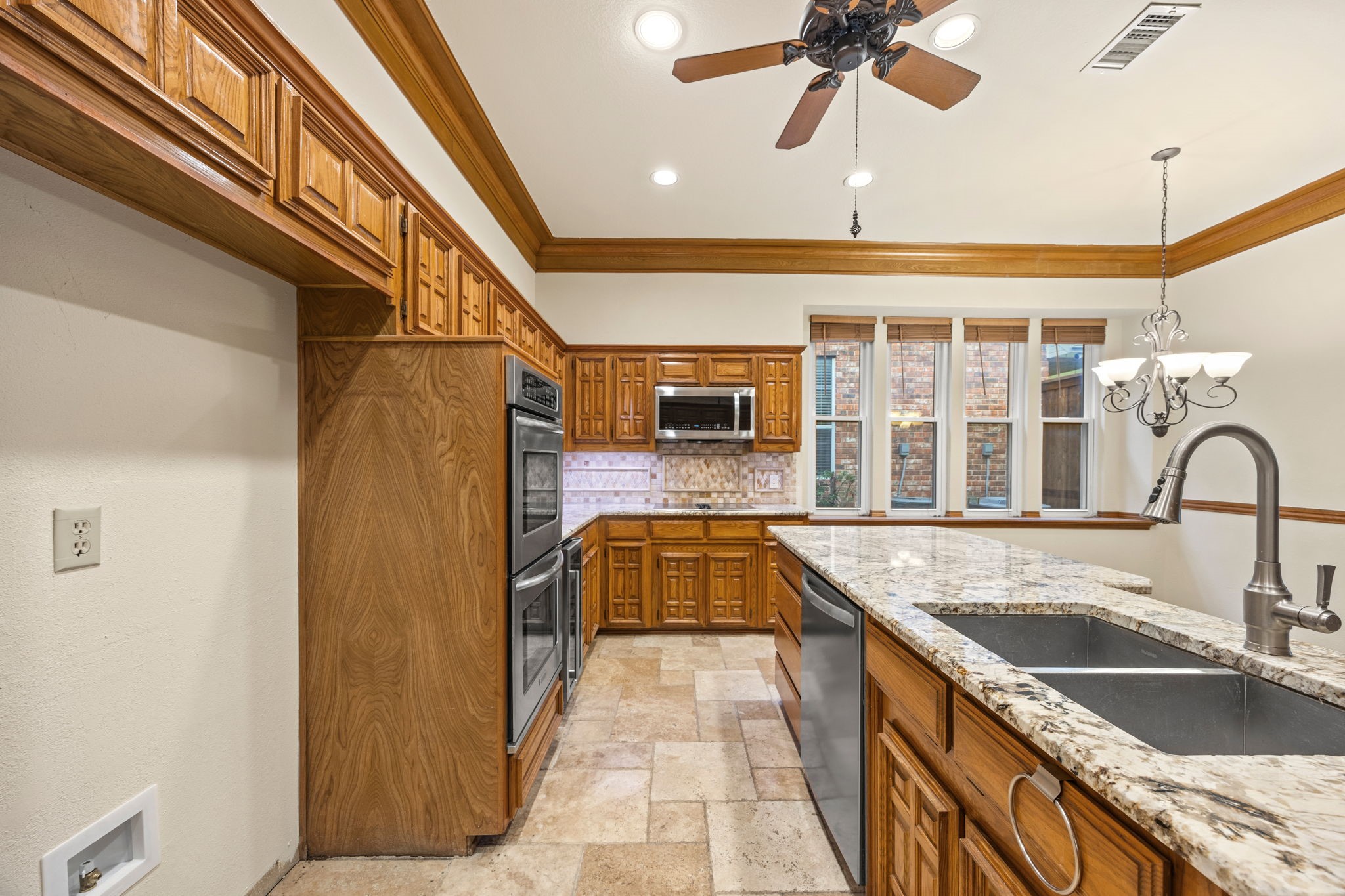 801 Spring Canyon Drive