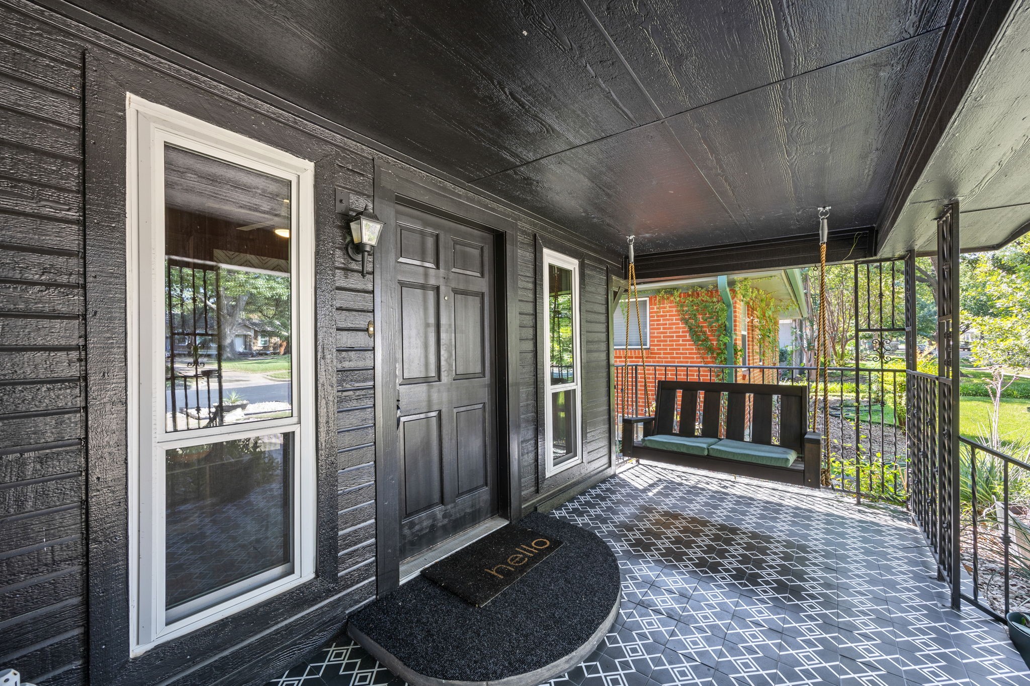 938 N Clinton Avenue