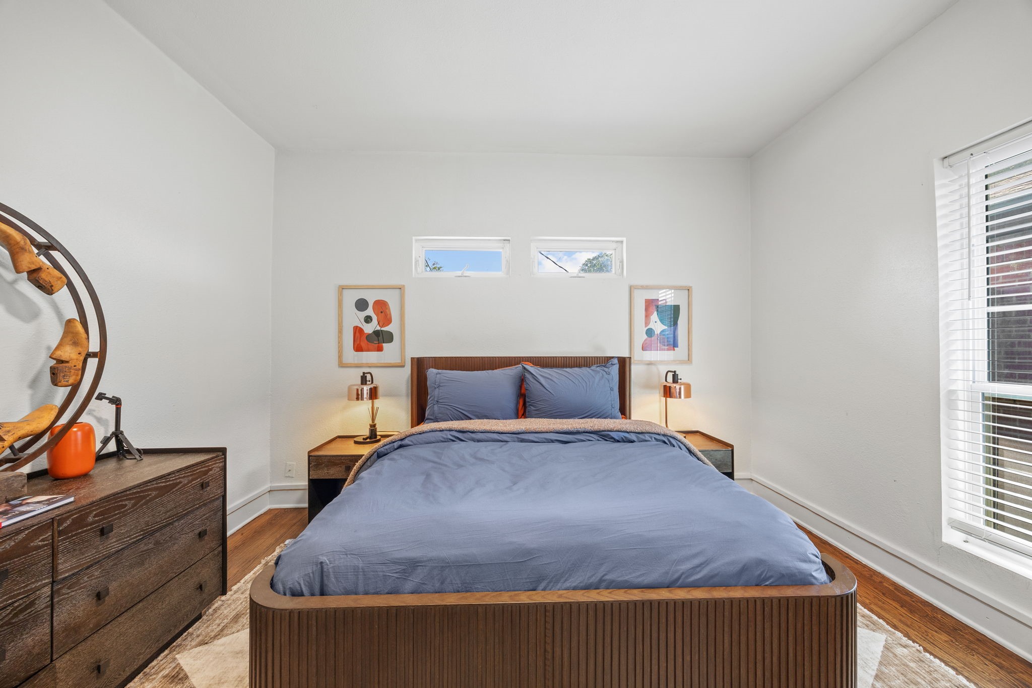 938 N Clinton Avenue