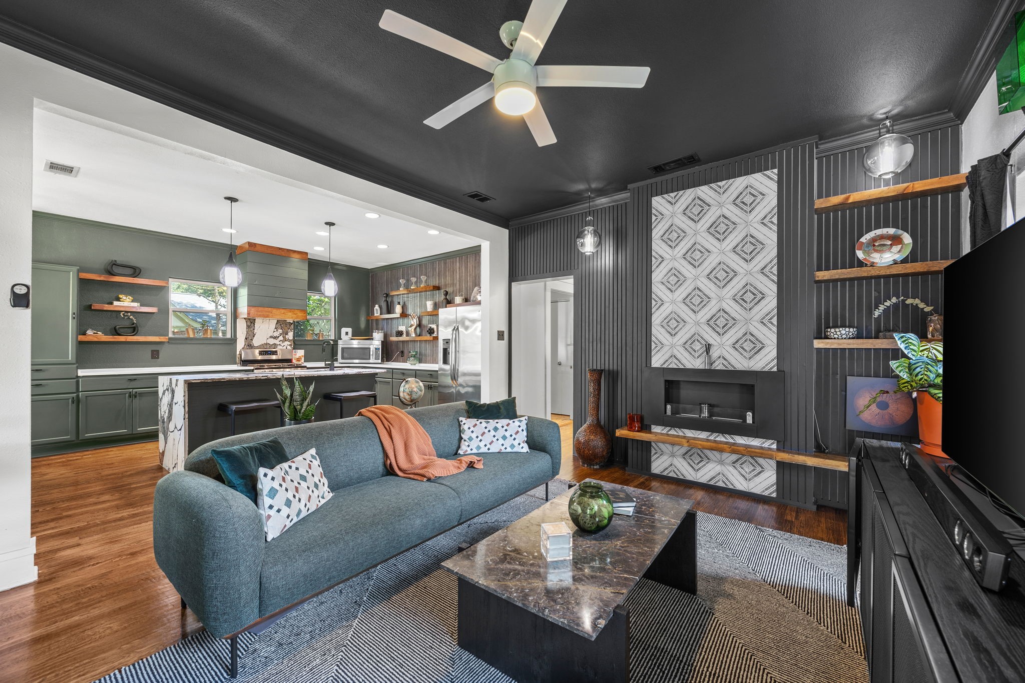 938 N Clinton Avenue