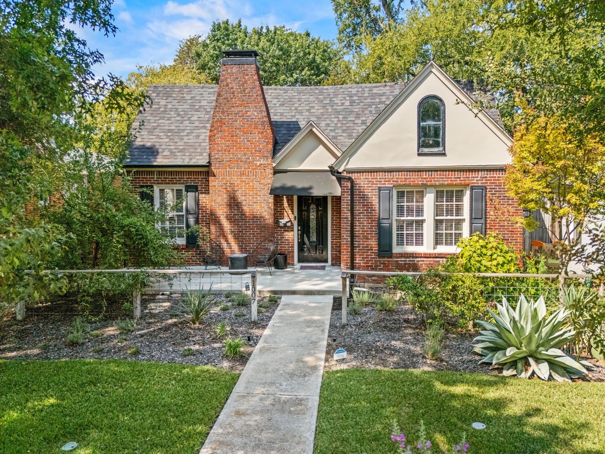 1007 N Windomere Avenue