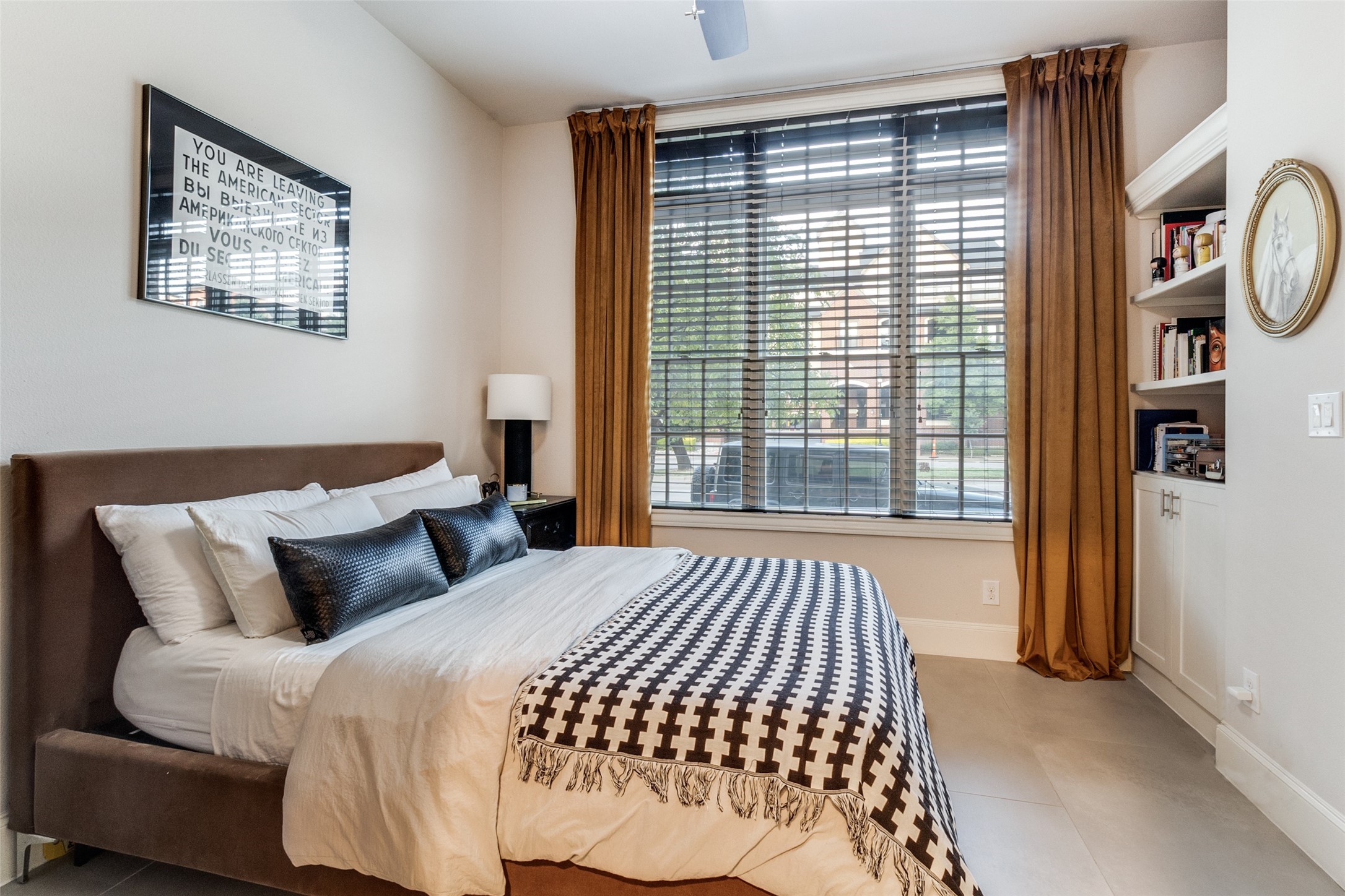 723 S Cesar Chavez Boulevard