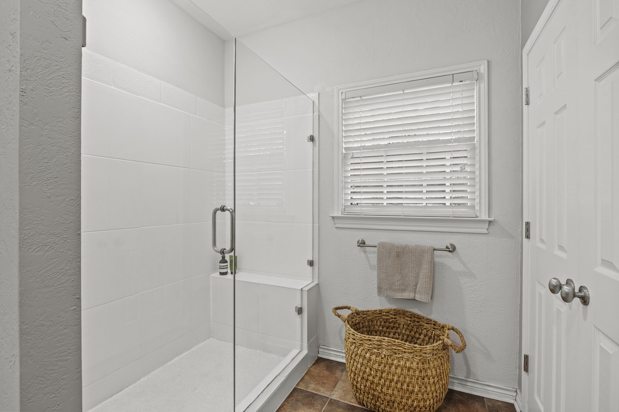 4143 Newton Avenue B