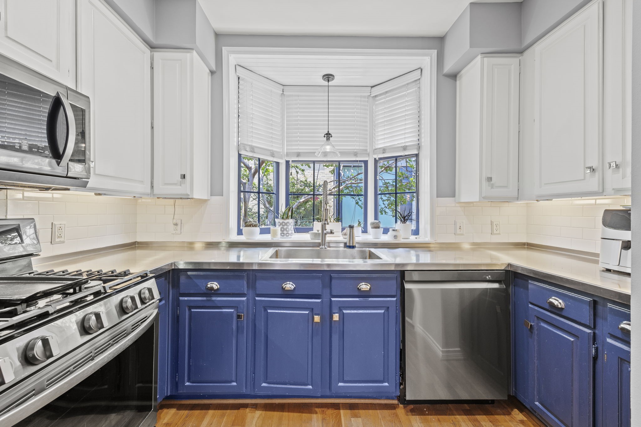 4143 Newton Avenue B