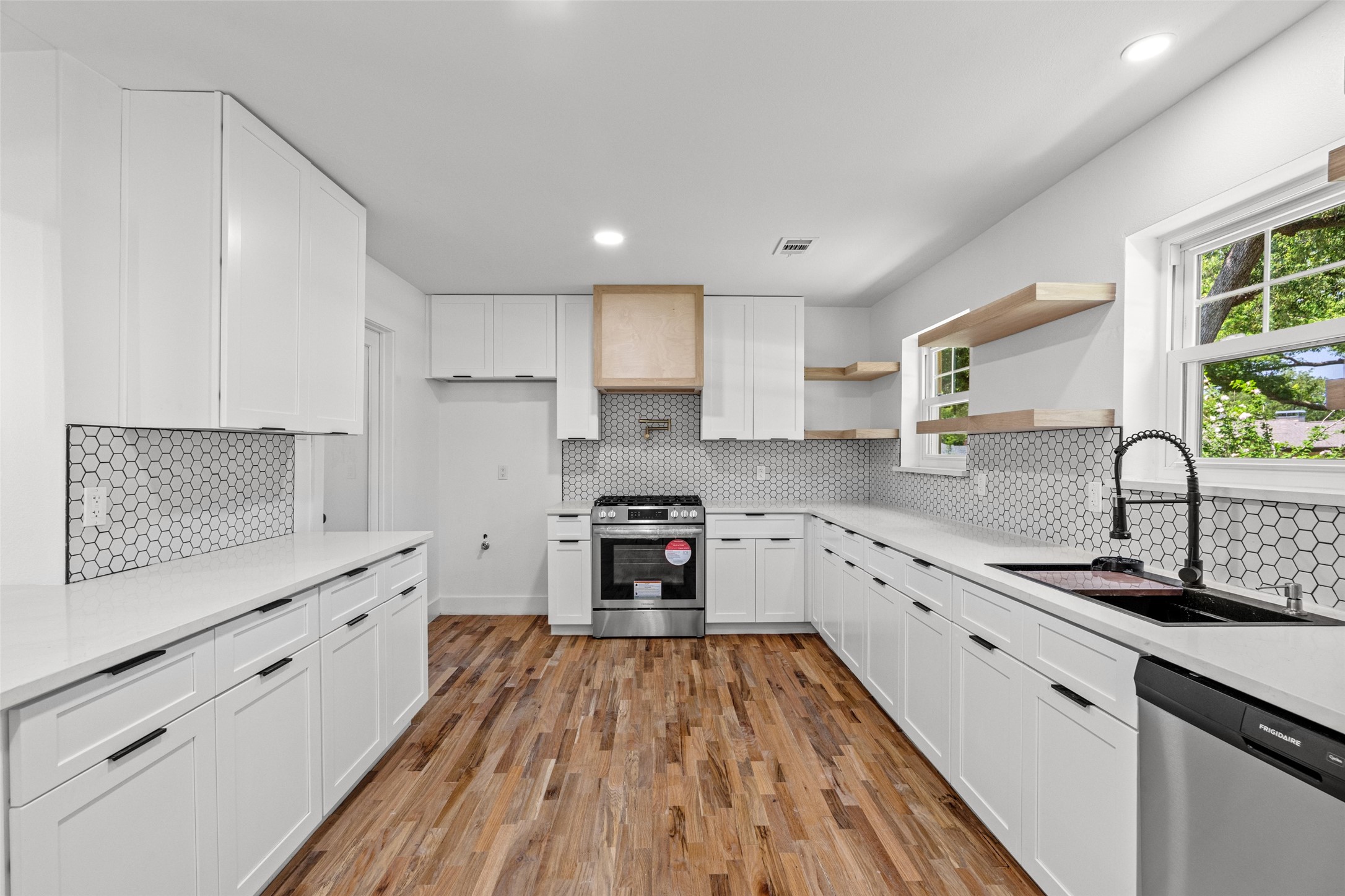 3542 Chellen Drive