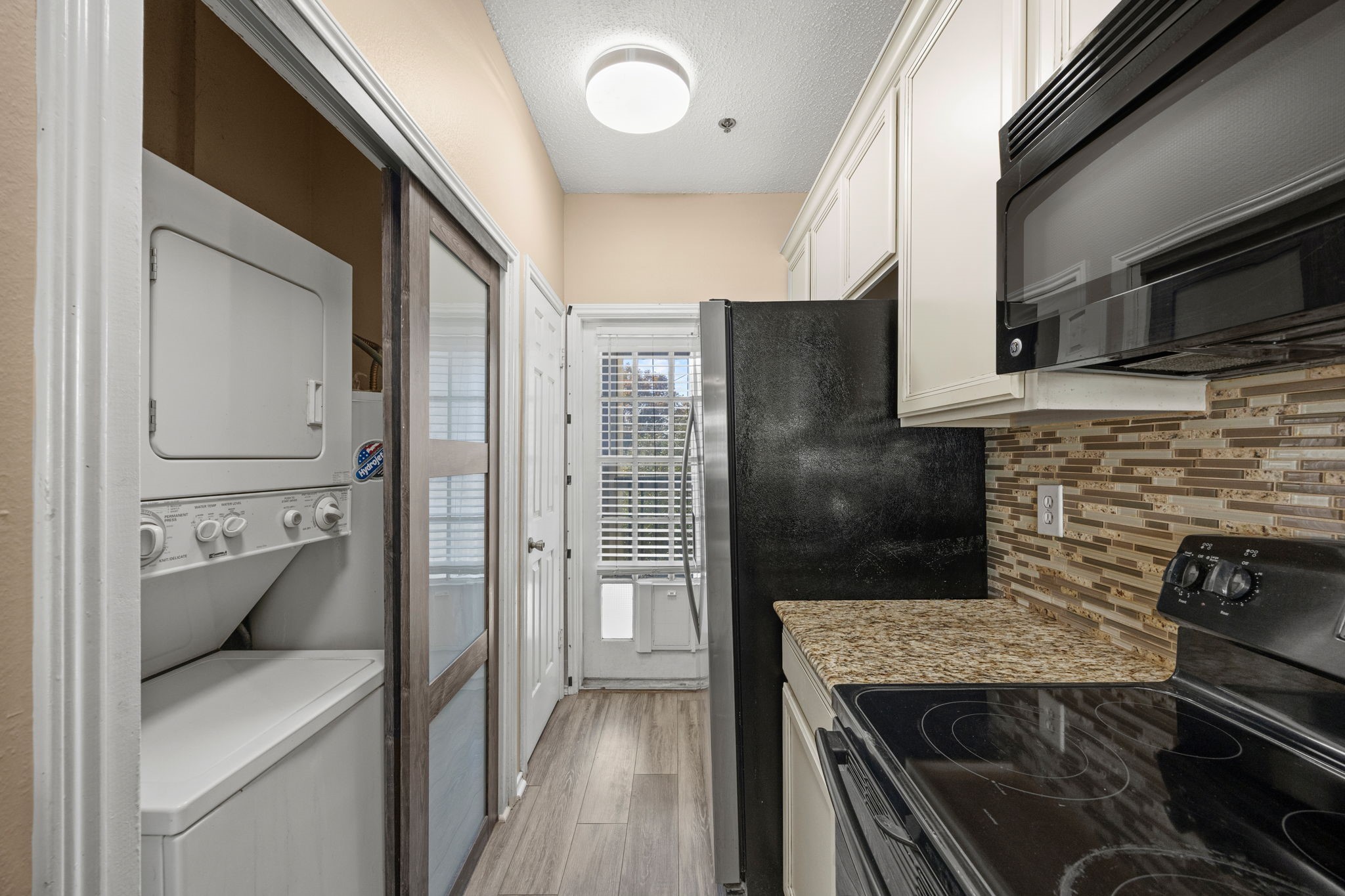 4800 W Lovers Lane 406