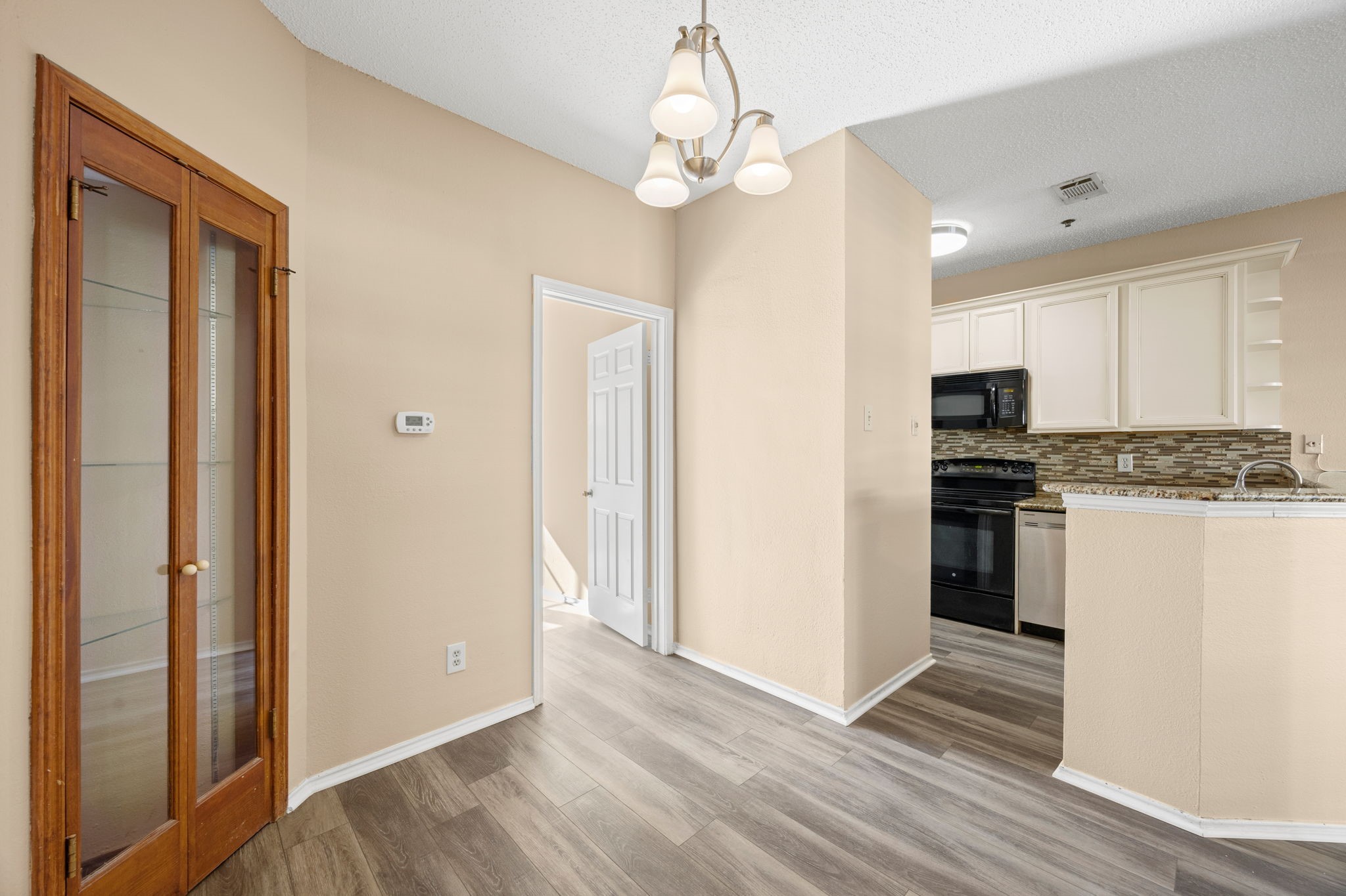 4800 W Lovers Lane 406