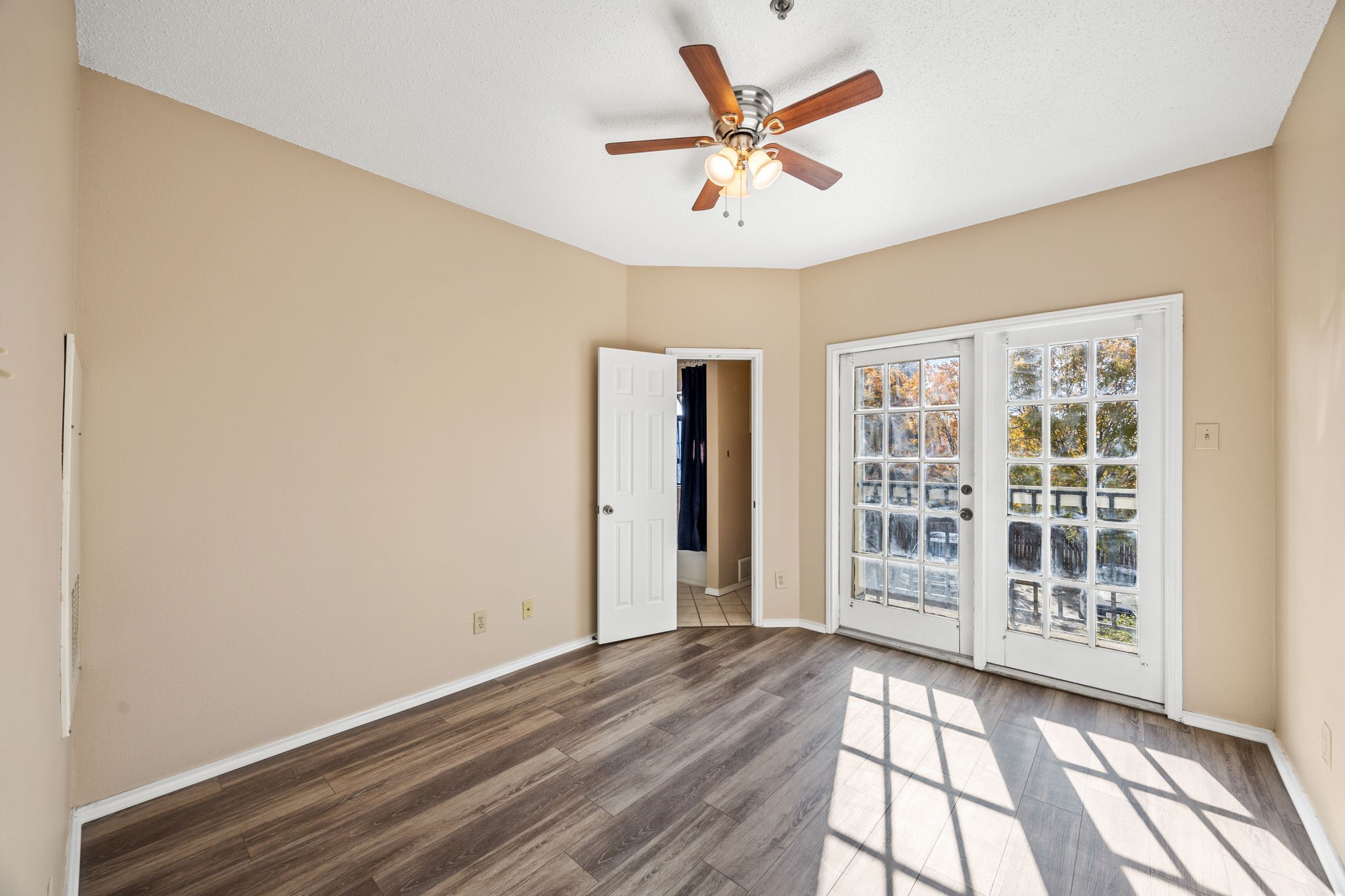 4800 W Lovers Lane 406