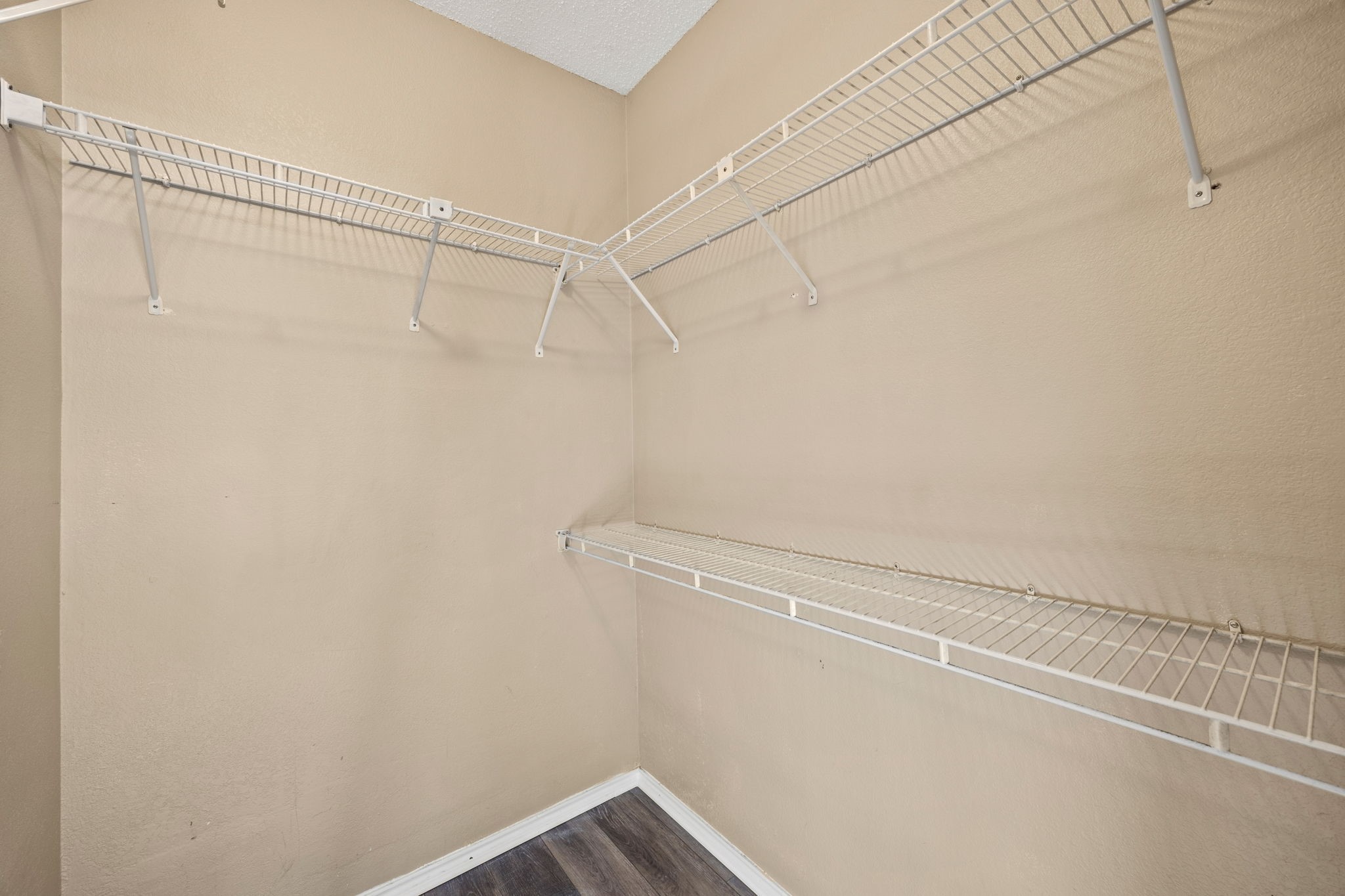 4800 W Lovers Lane 406