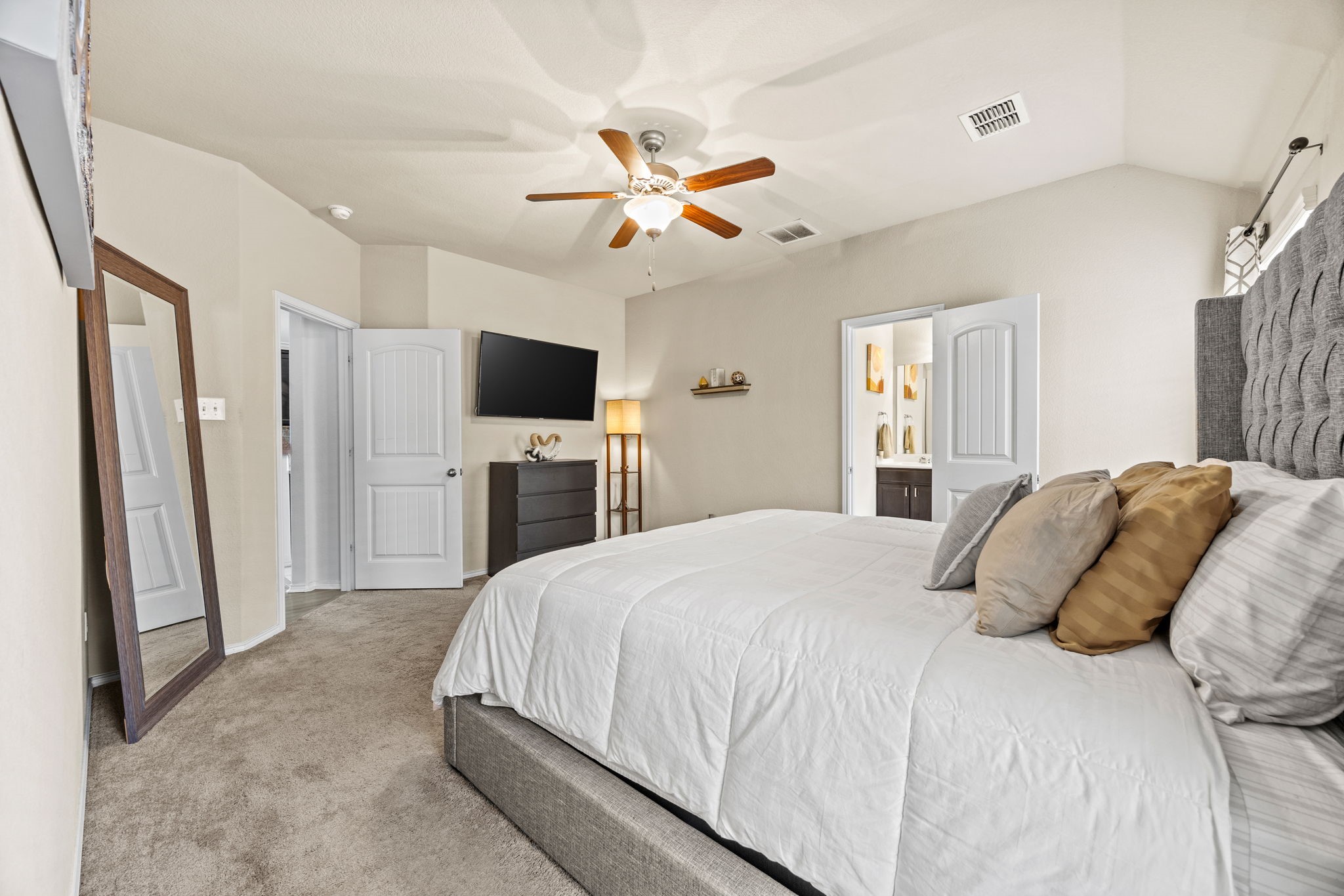 3010 Rosemount Lane