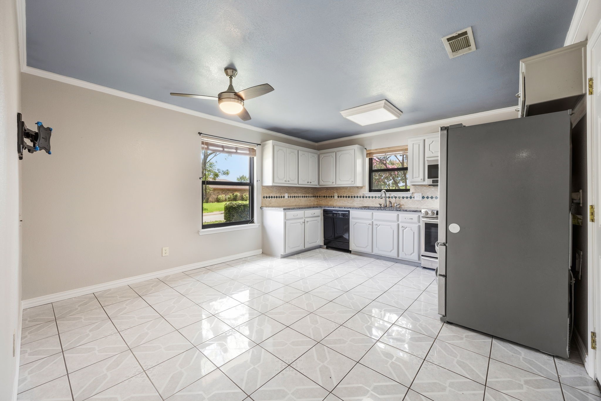 119 N Beltwoods Drive