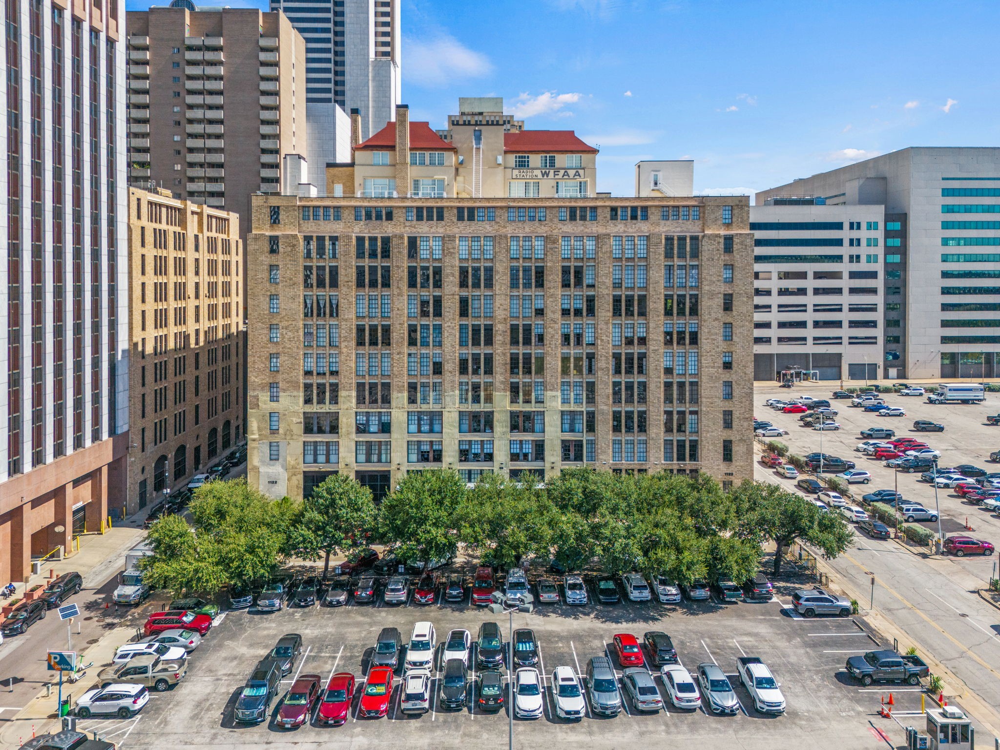 1122 Jackson Street 609