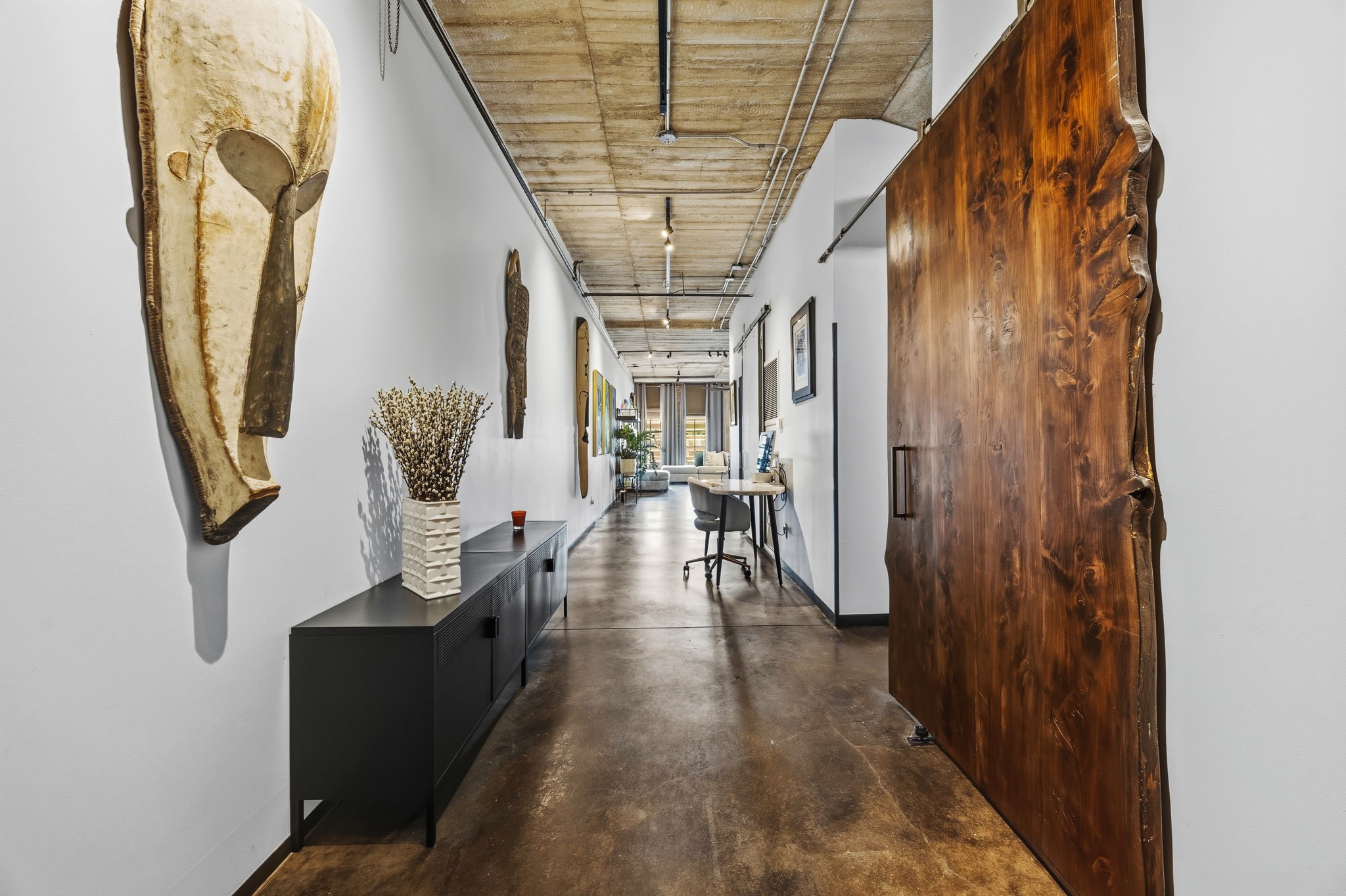 1122 Jackson Street 609
