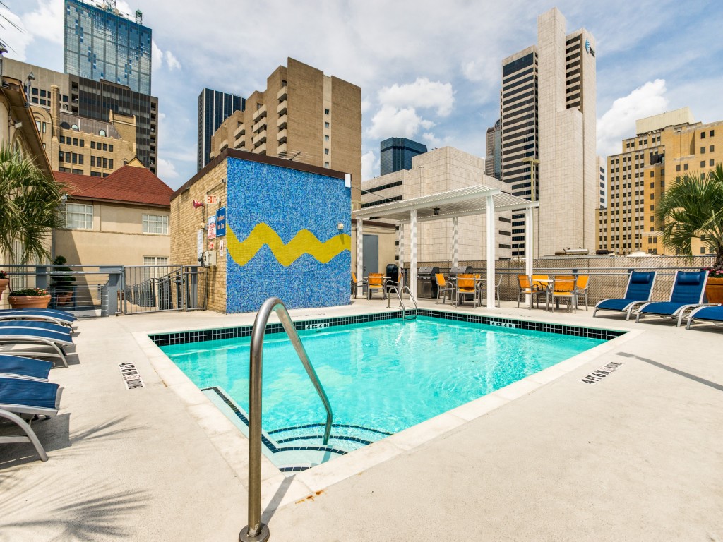 1122 Jackson Street 609