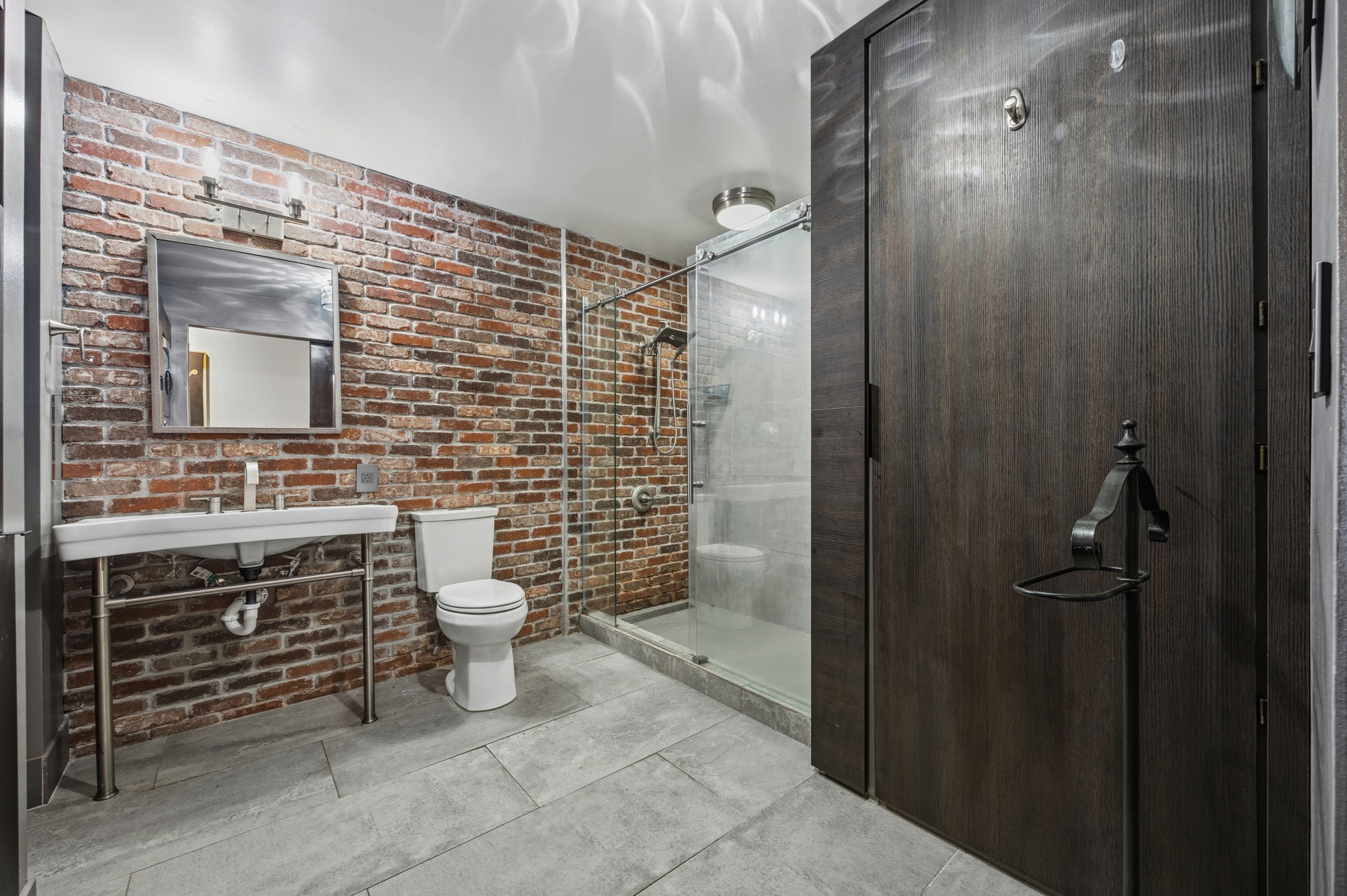 1122 Jackson Street 609