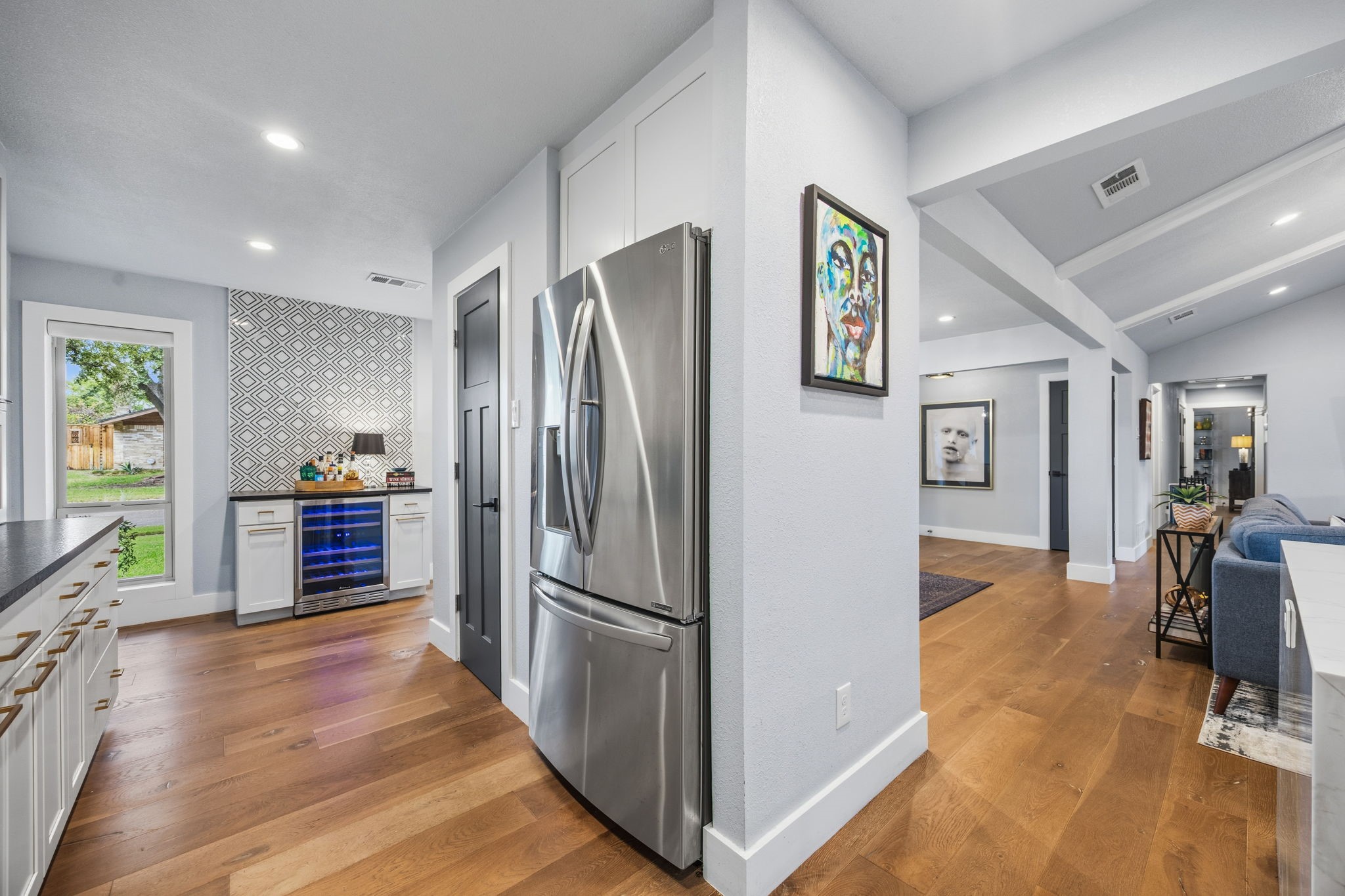 4136 Flintridge Drive