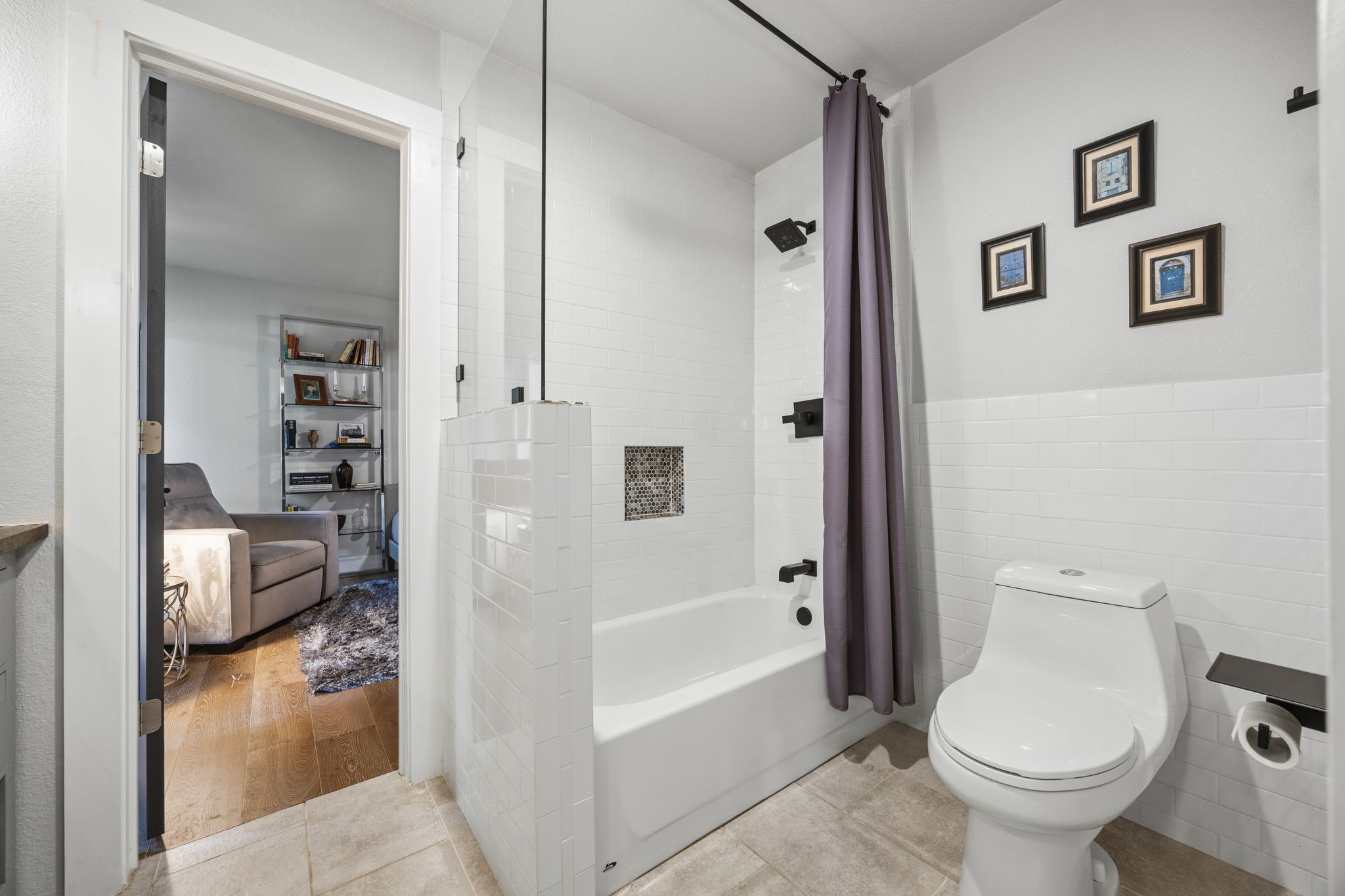 4136 Flintridge Drive