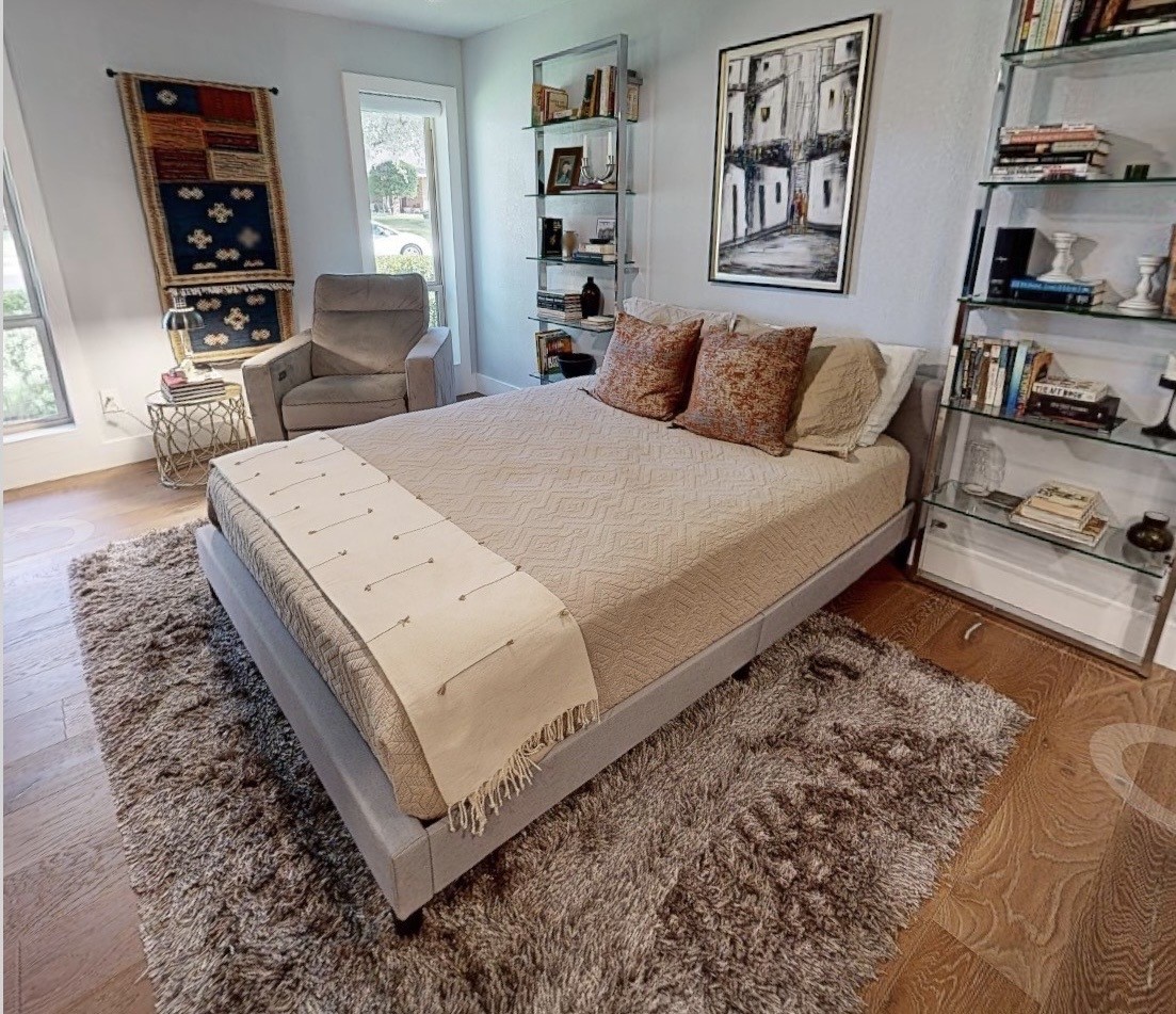 4136 Flintridge Drive