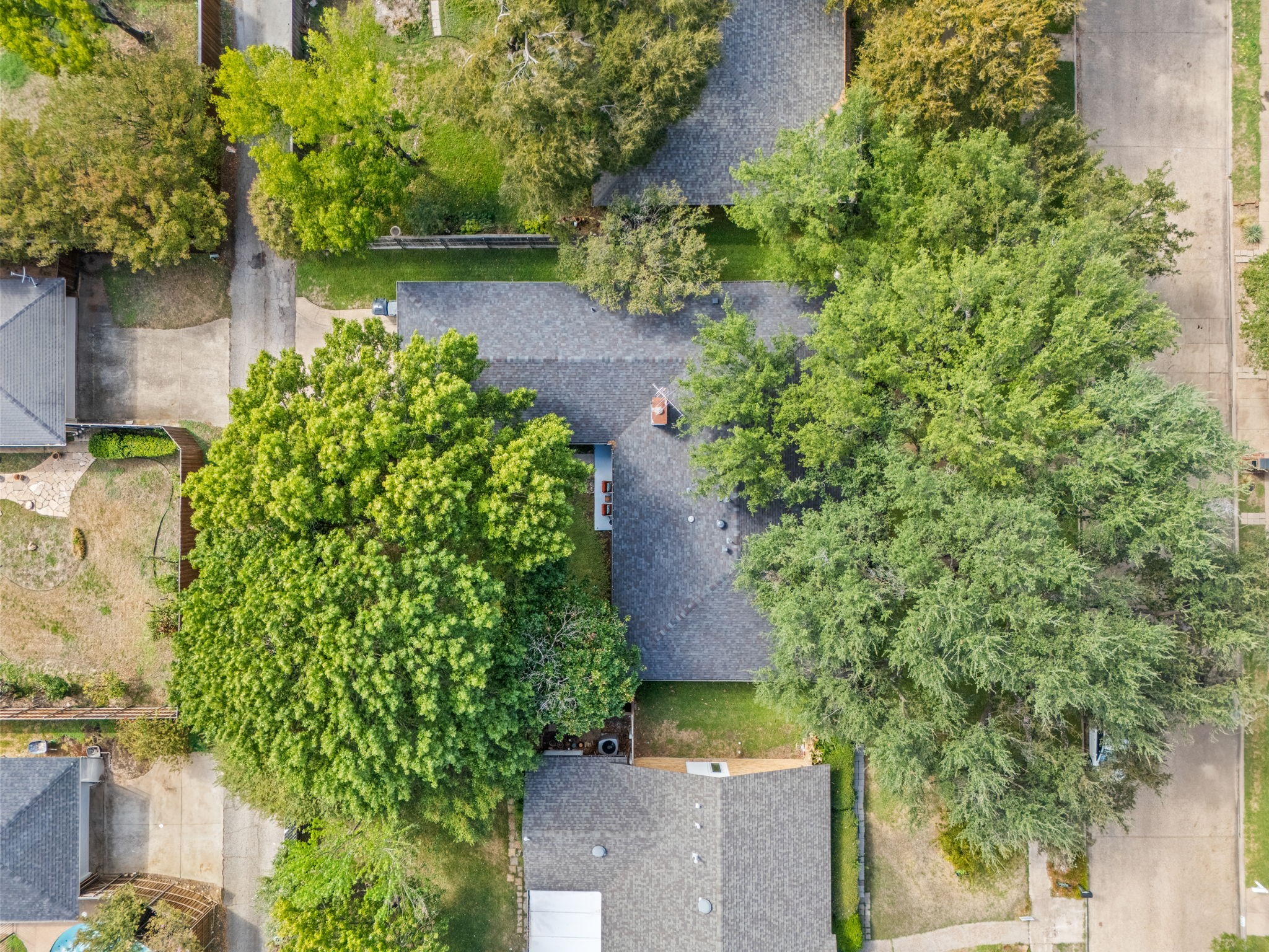 4136 Flintridge Drive