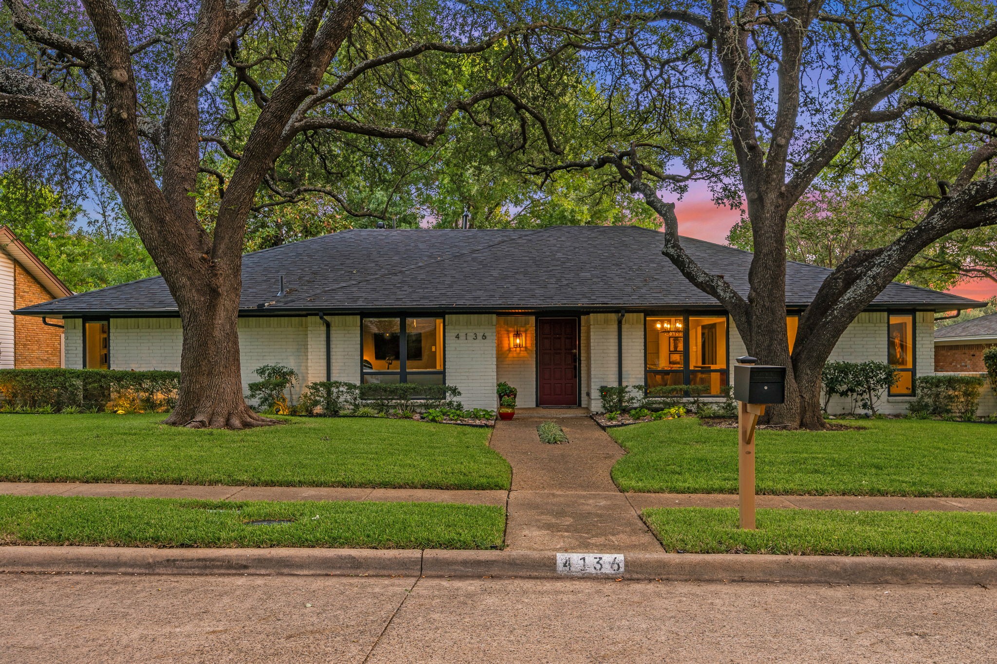 4136 Flintridge Drive