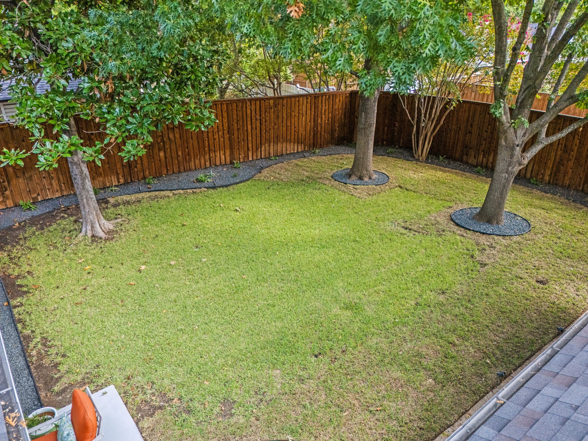 4136 Flintridge Drive