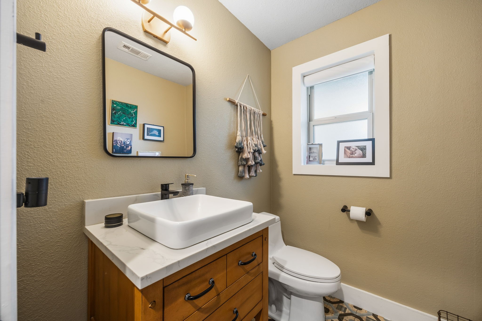 4136 Flintridge Drive