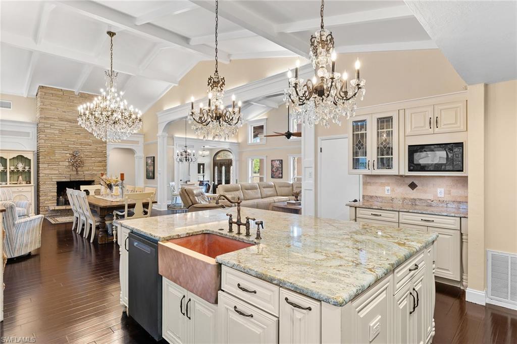 620 E Fort Thompson AVE