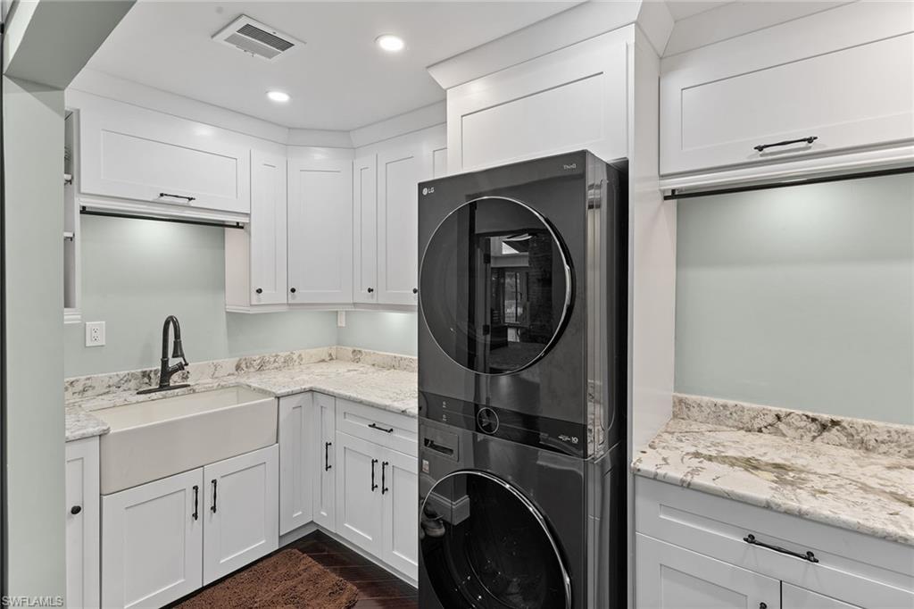 620 E Fort Thompson AVE