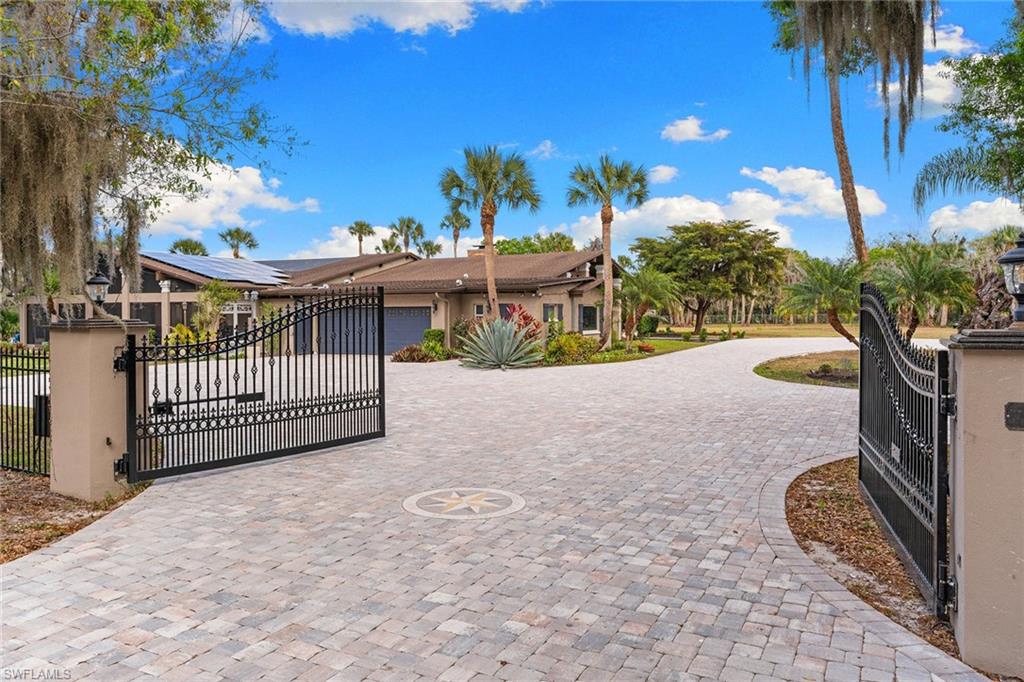 620 E Fort Thompson AVE