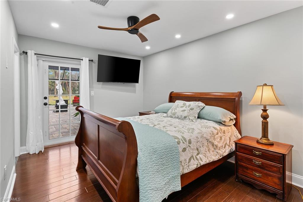 620 E Fort Thompson AVE