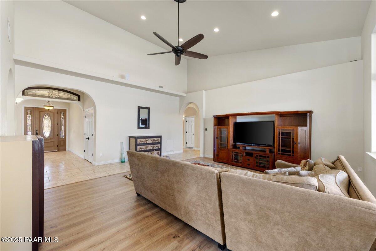 12070 E Cats Claw Lane