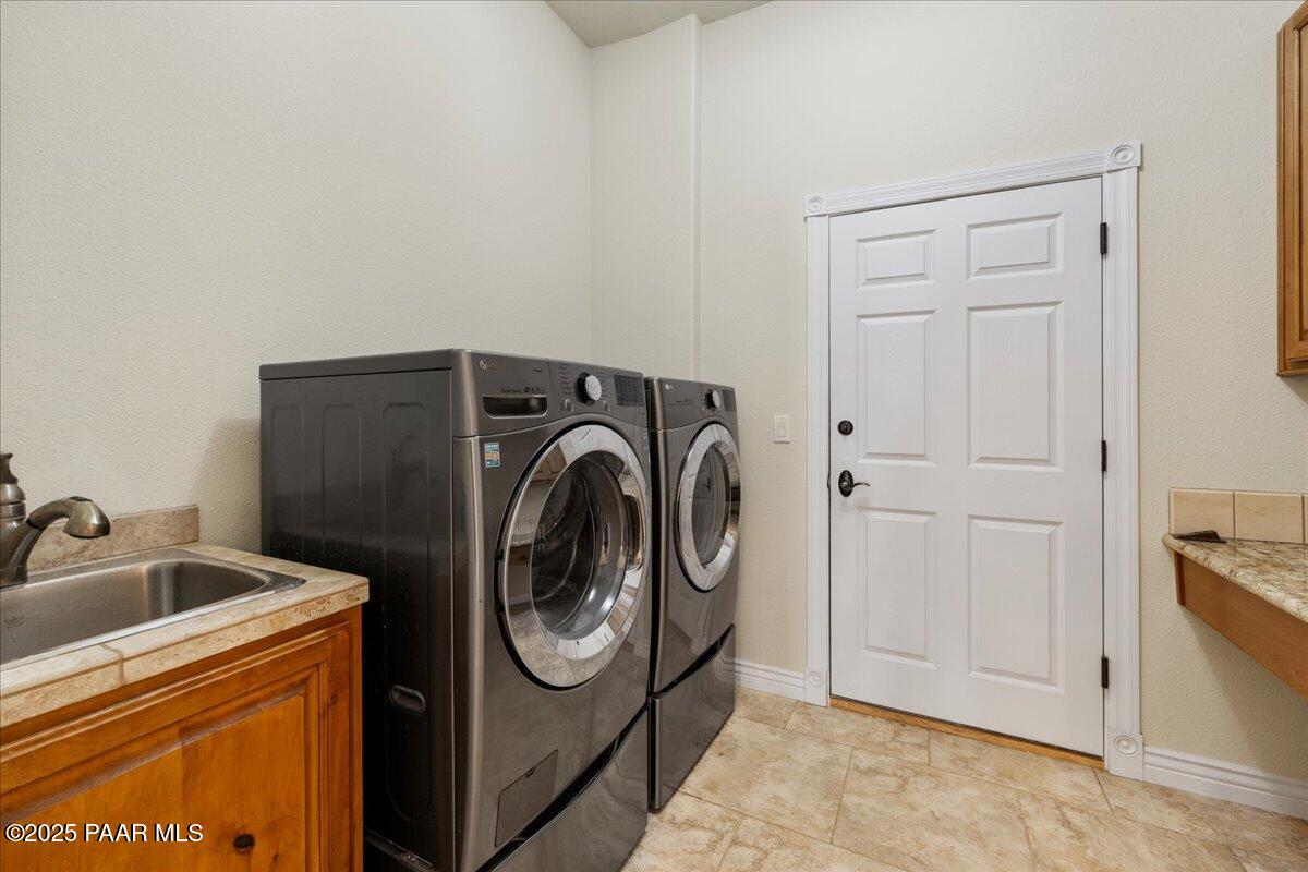 12070 E Cats Claw Lane