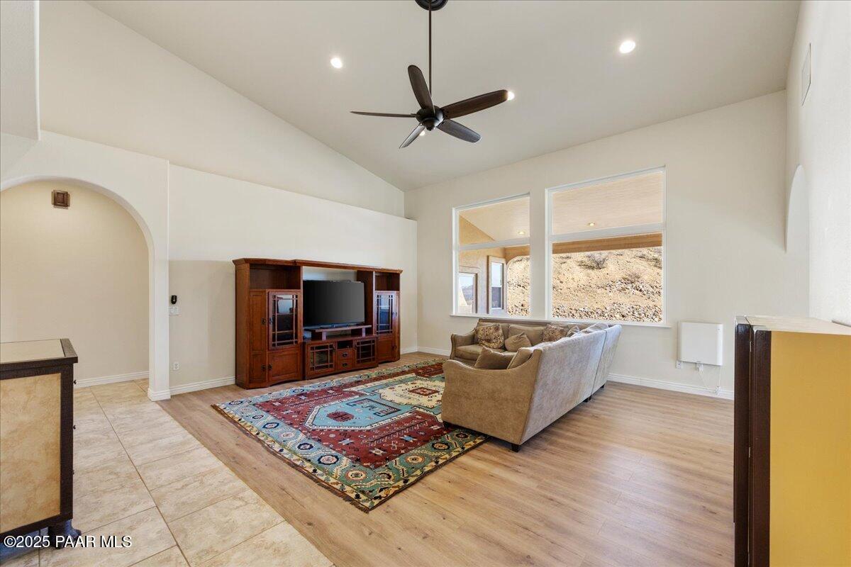 12070 E Cats Claw Lane