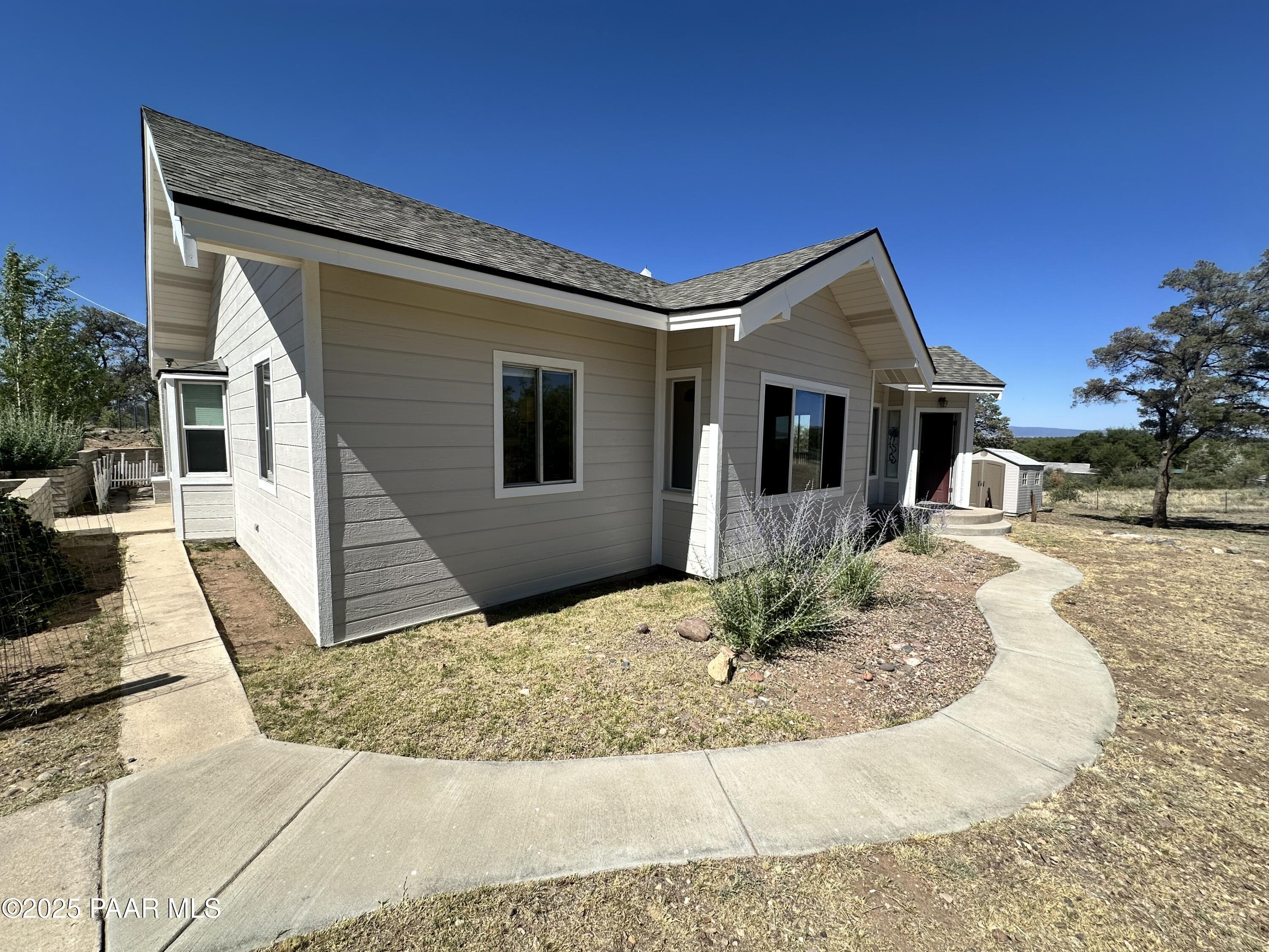 2550 W Granite View Circle