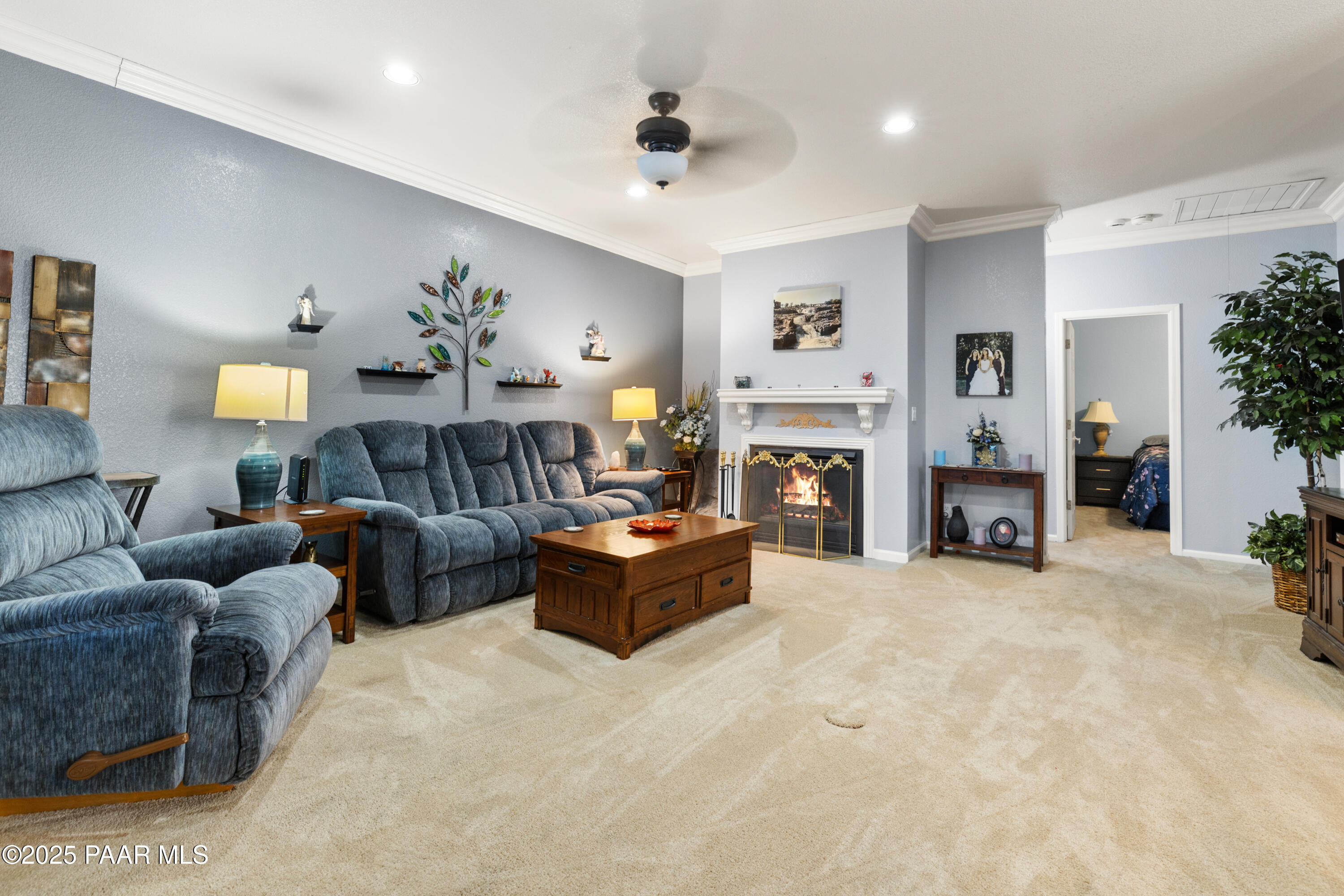 1920 N Baker Street