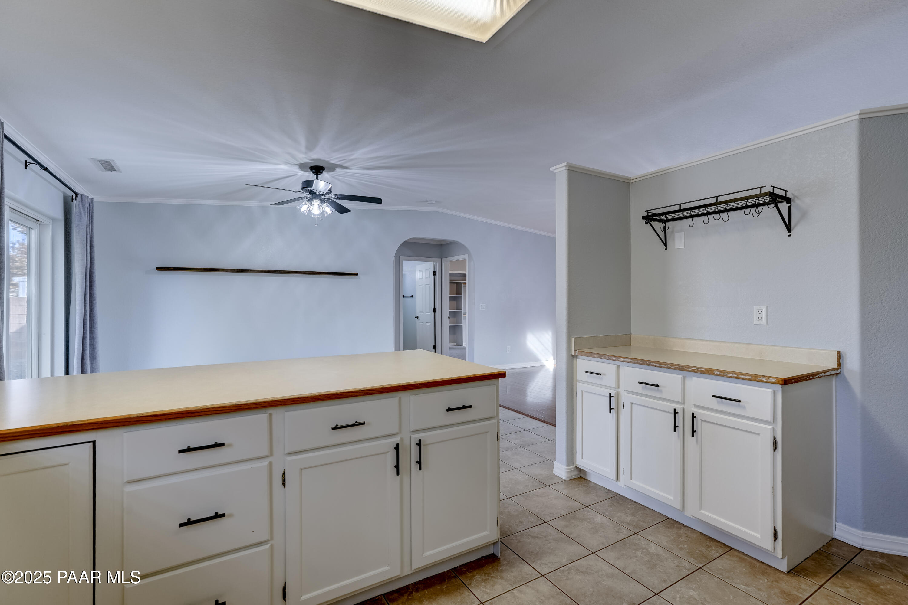 4466 N Stage Way Lane