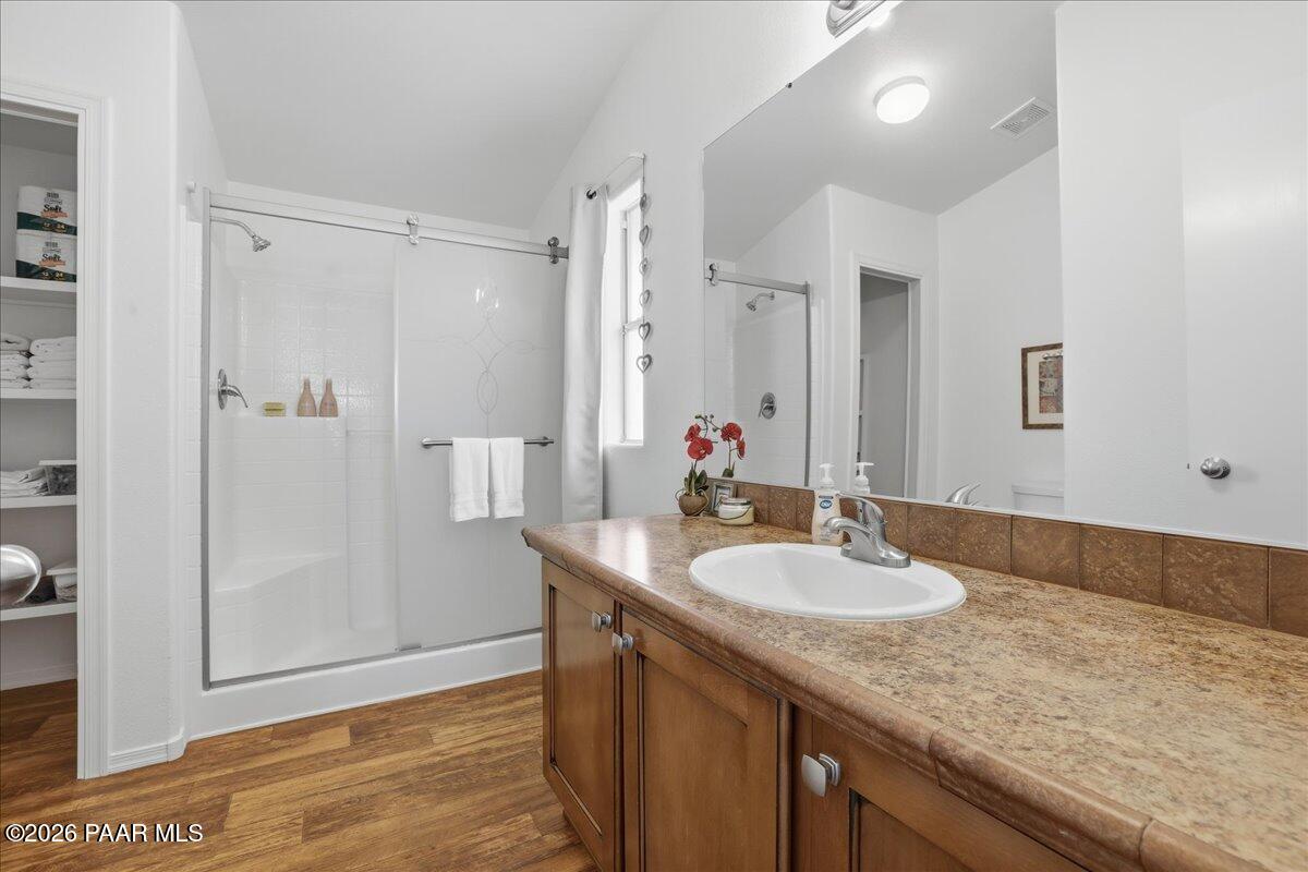 853 N State Unit: 170