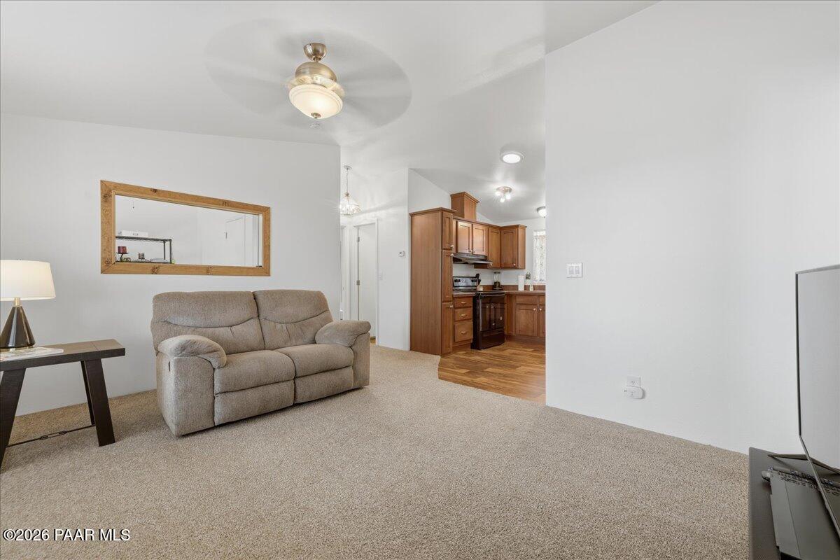 853 N State Unit: 170