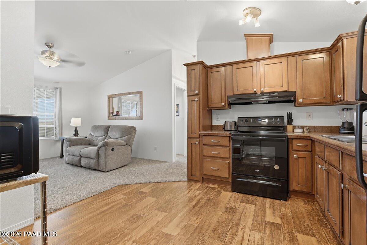 853 N State Unit: 170