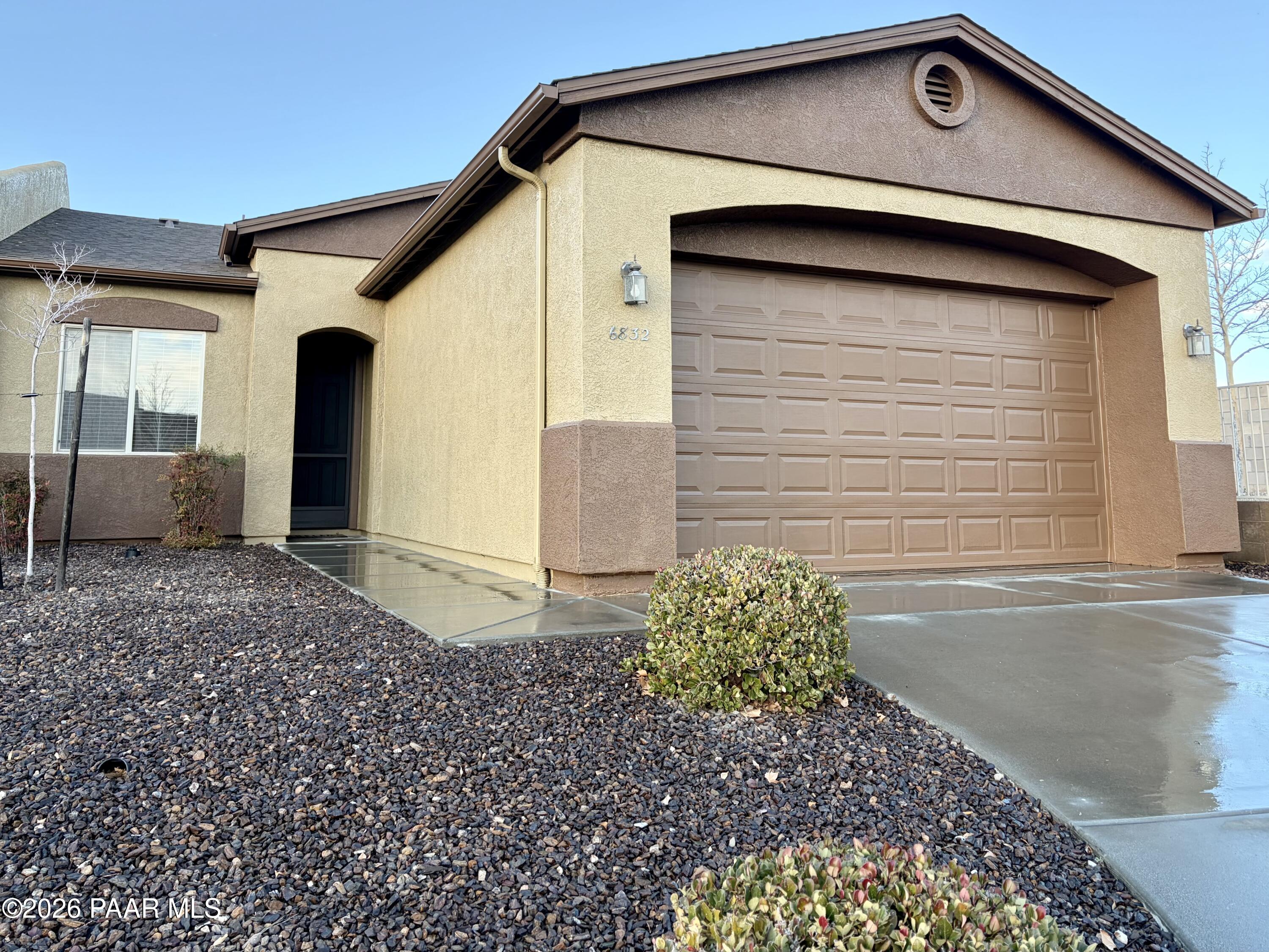 6832 E Hetley Place Unit: 5
