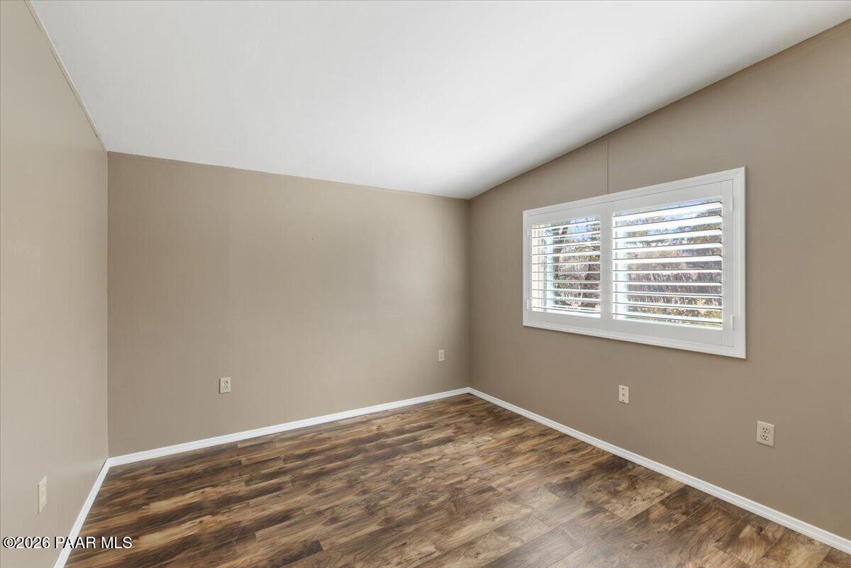 6911 N Lariat Lane