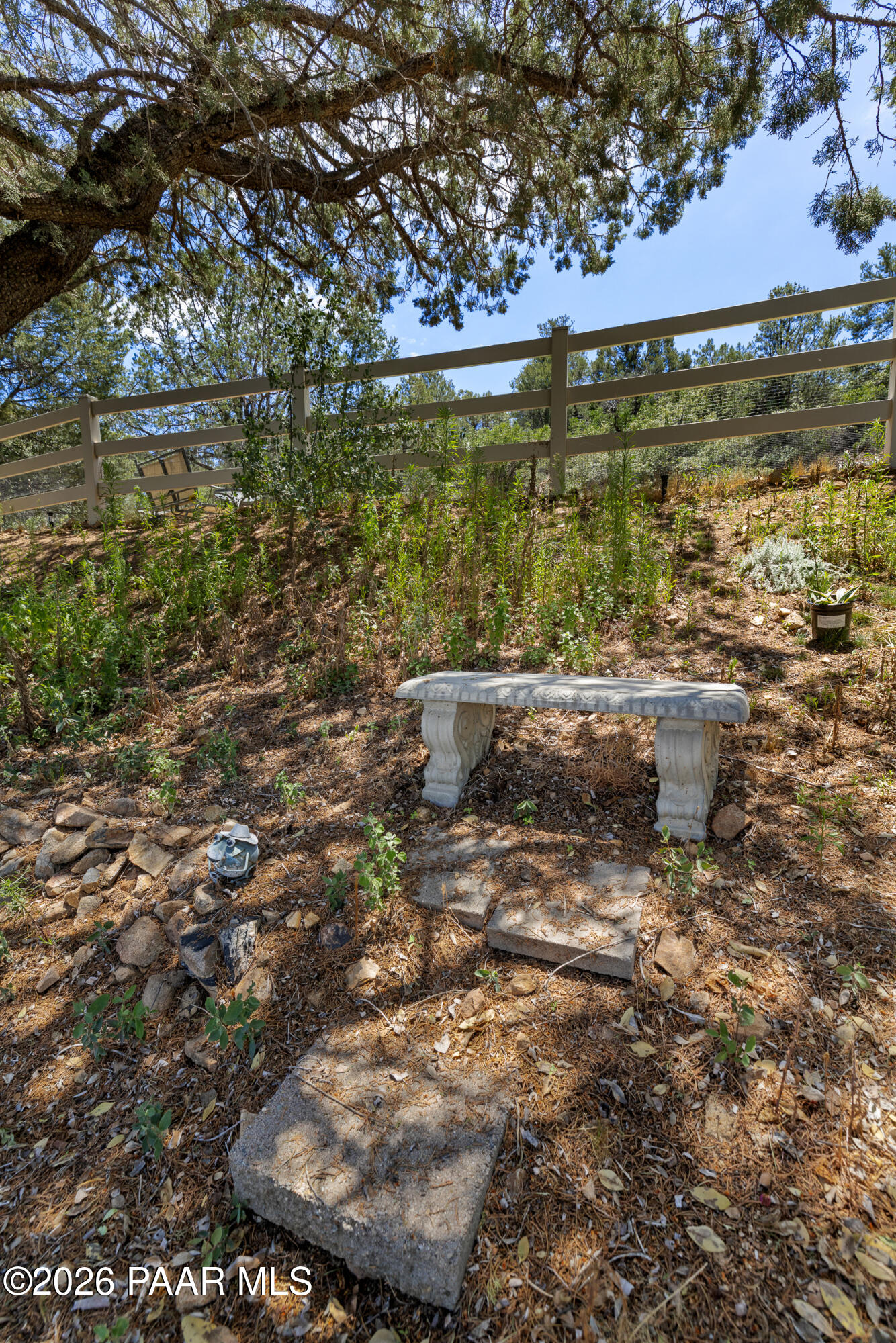1289 S Manzanita Hill Road
