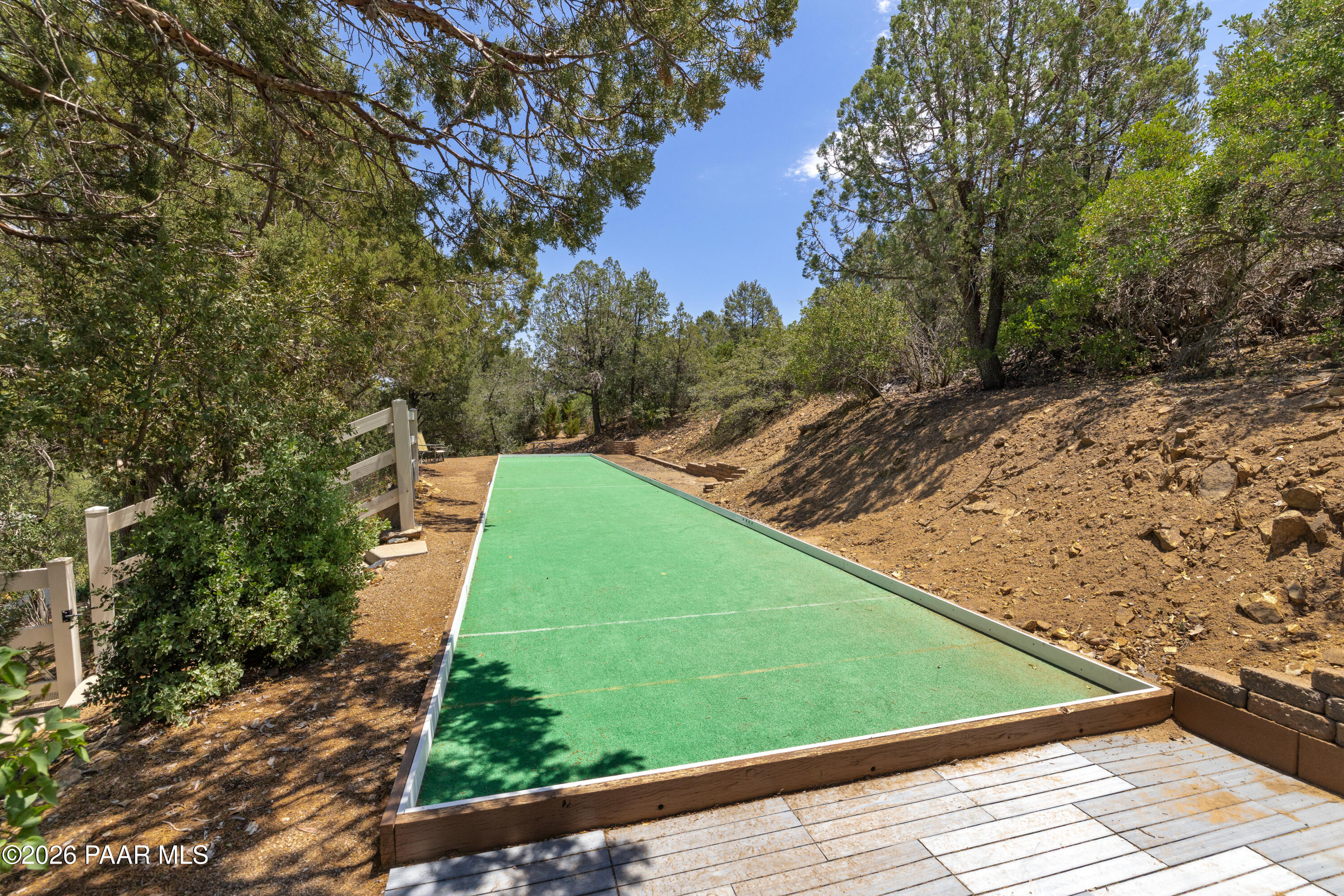 1289 S Manzanita Hill Road