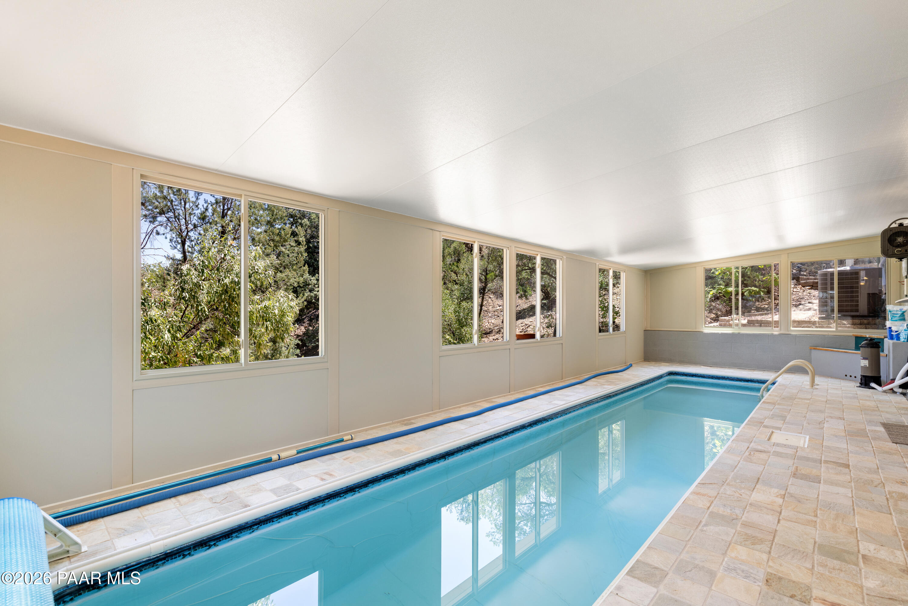 1289 S Manzanita Hill Road