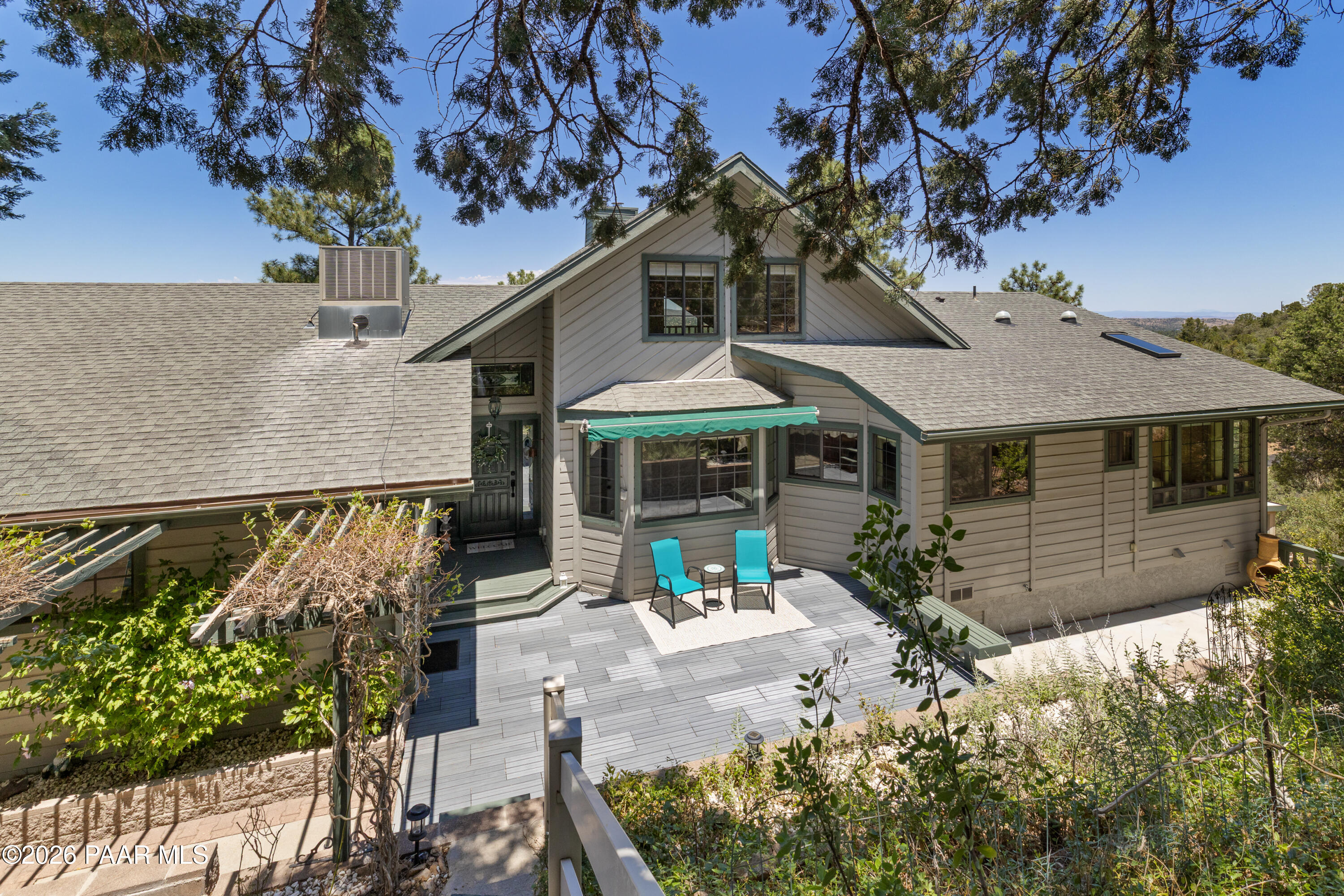 1289 S Manzanita Hill Road