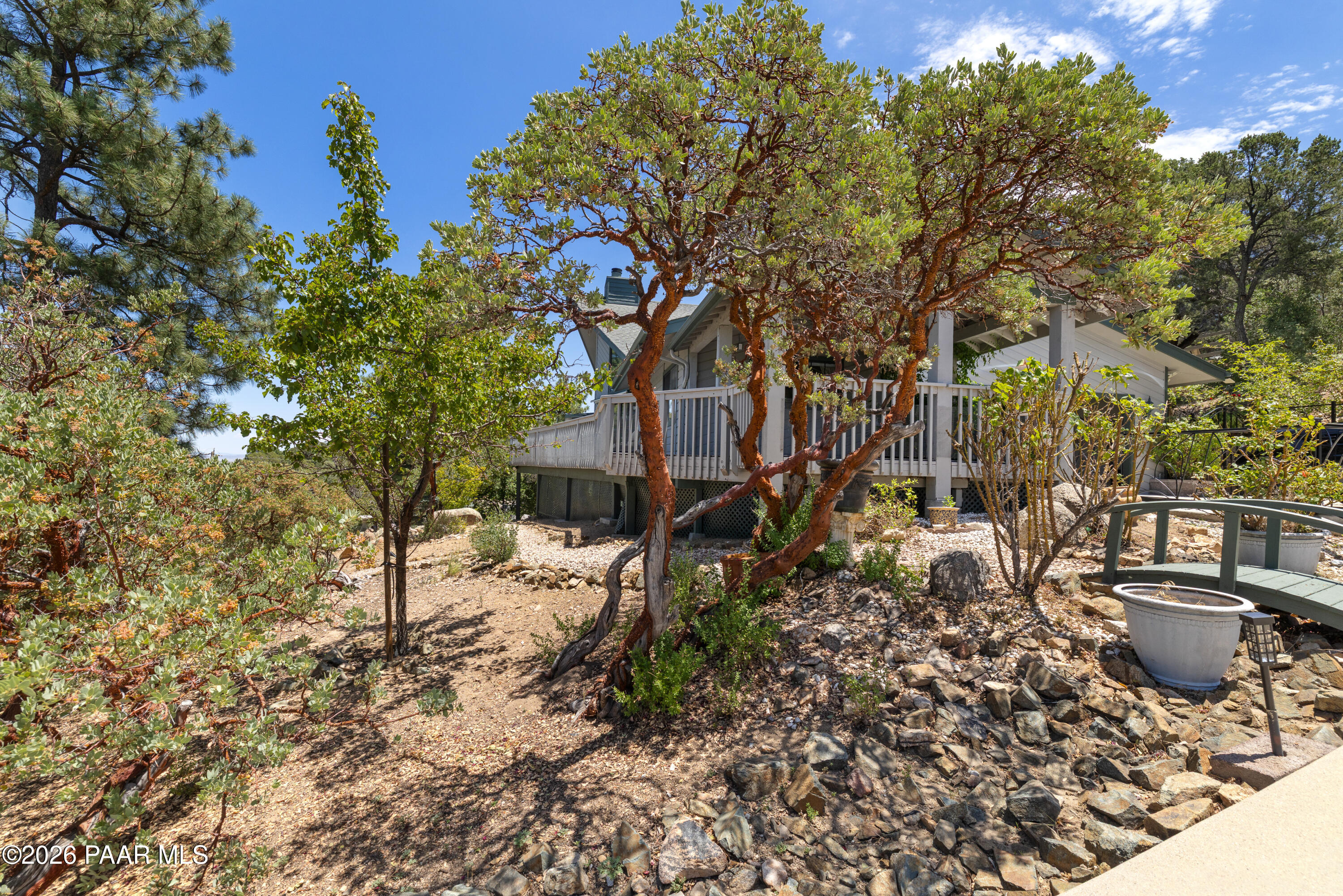 1289 S Manzanita Hill Road