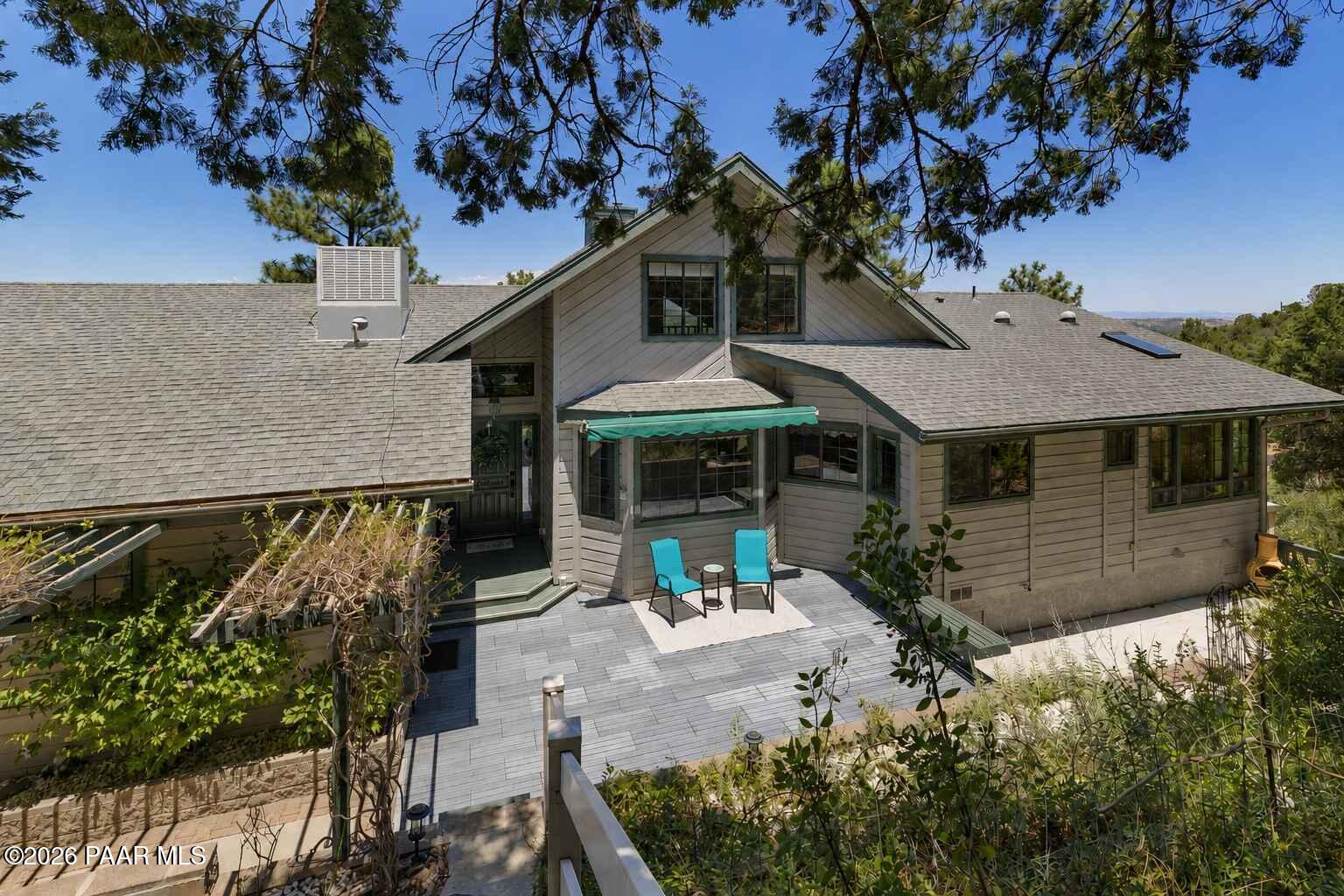 1289 S Manzanita Hill Road