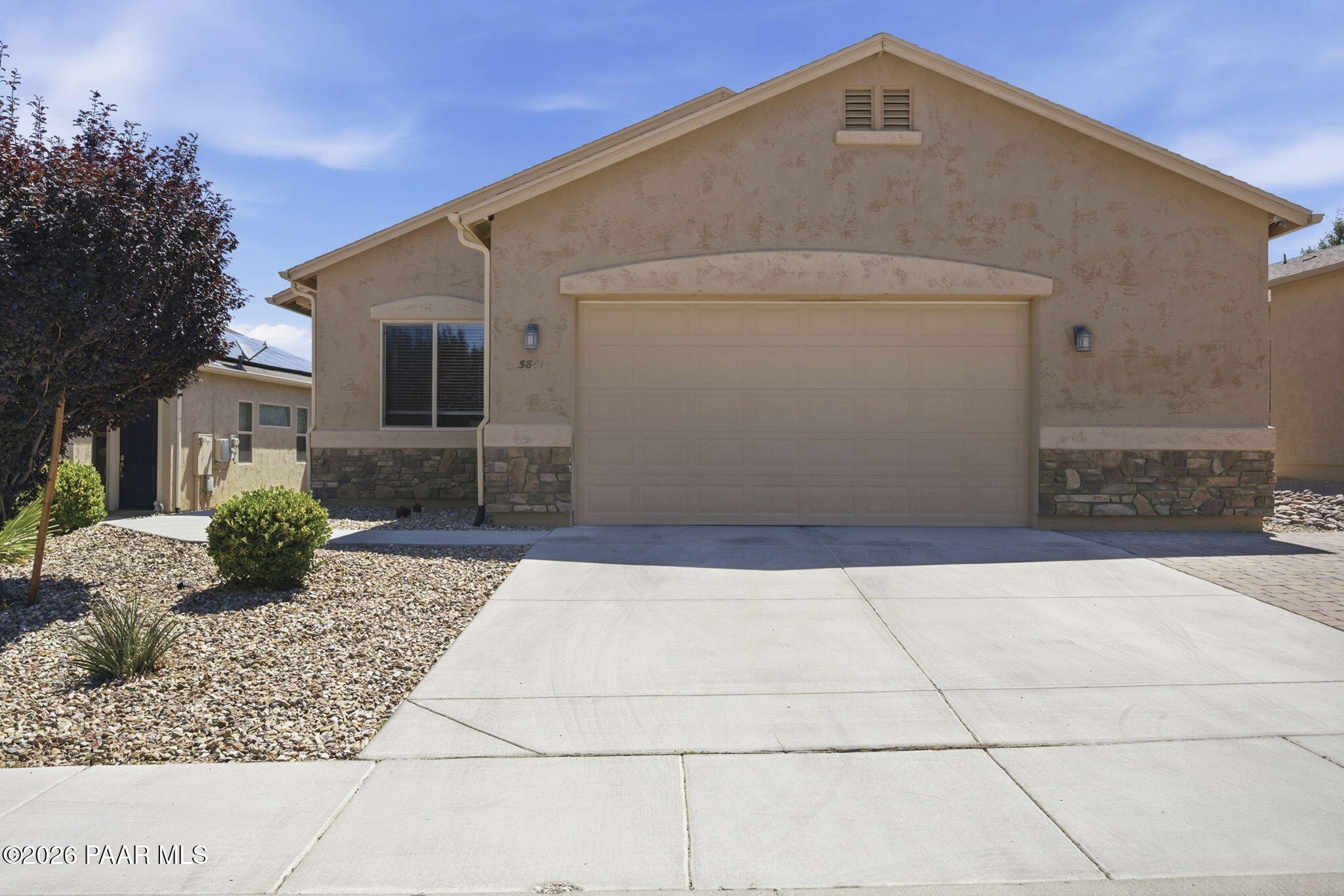 5841 N Thornberry Drive