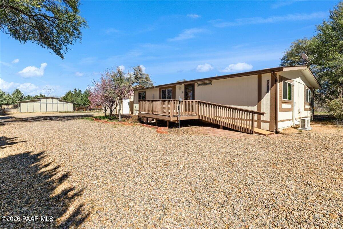 6911 N Lariat Lane