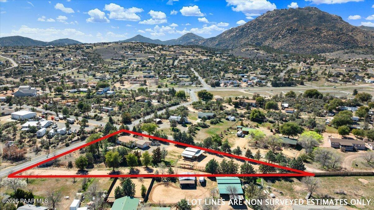 6911 N Lariat Lane